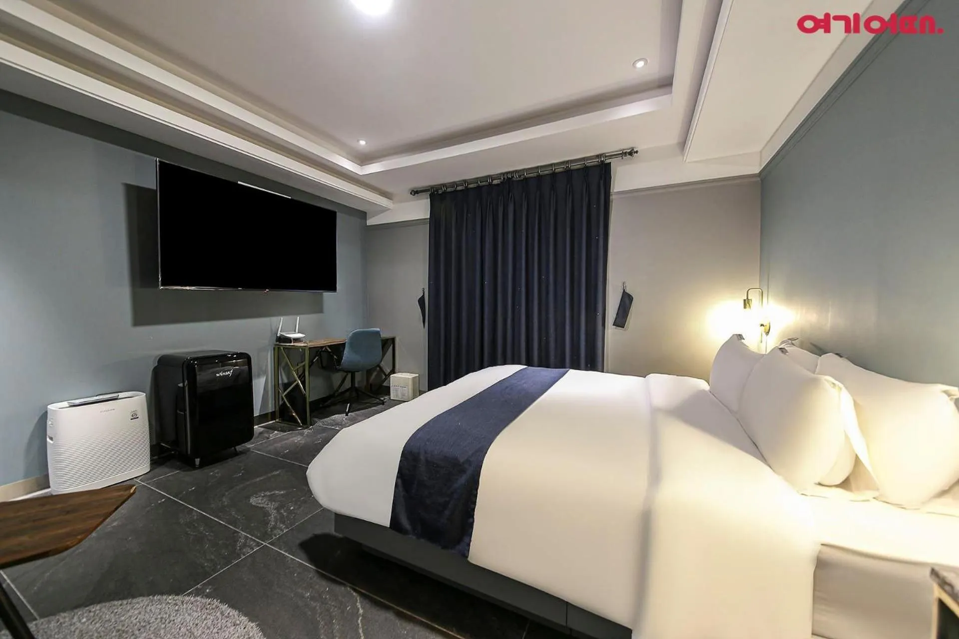 Bed in El Tower Hotel