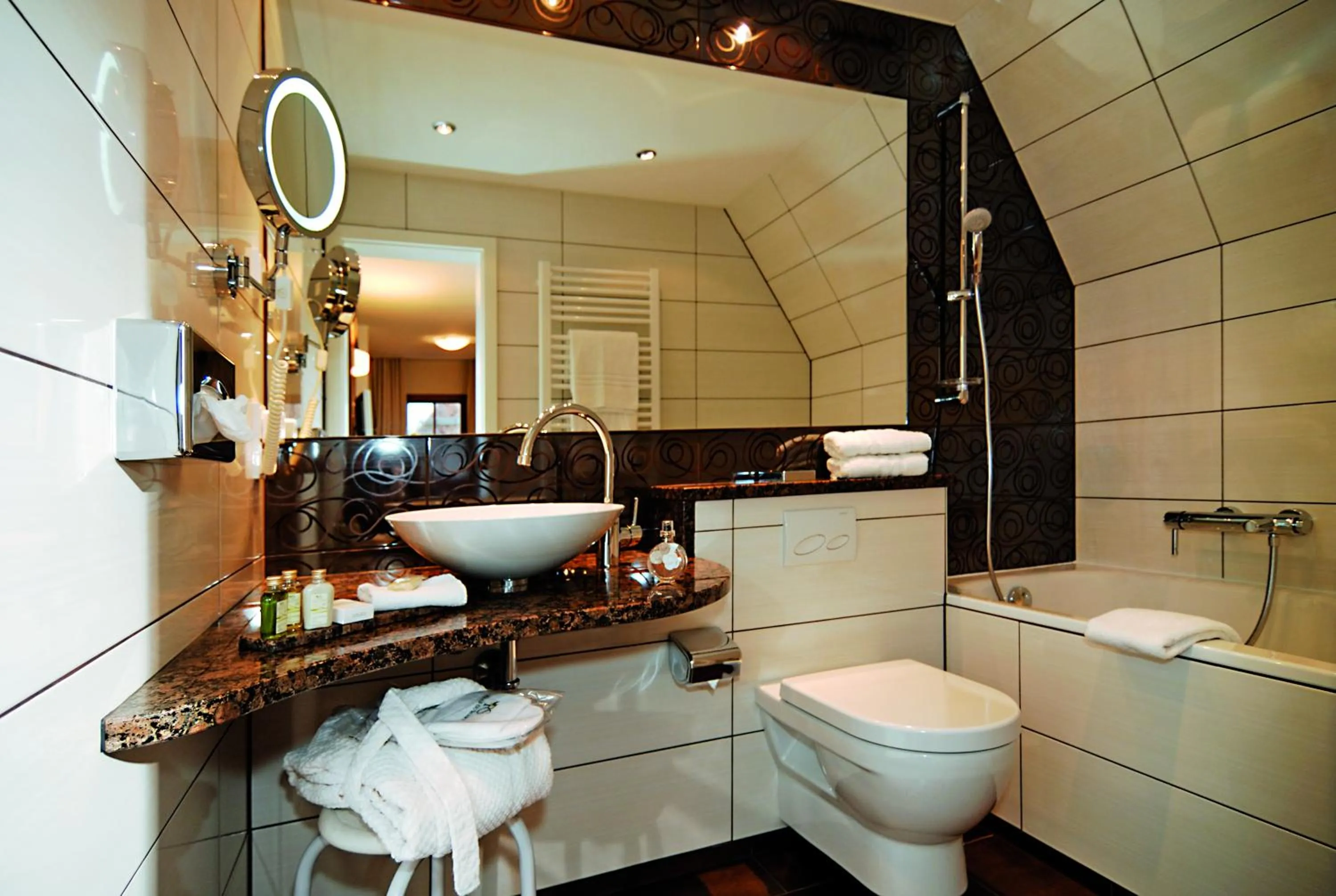 Bathroom in Burghotel