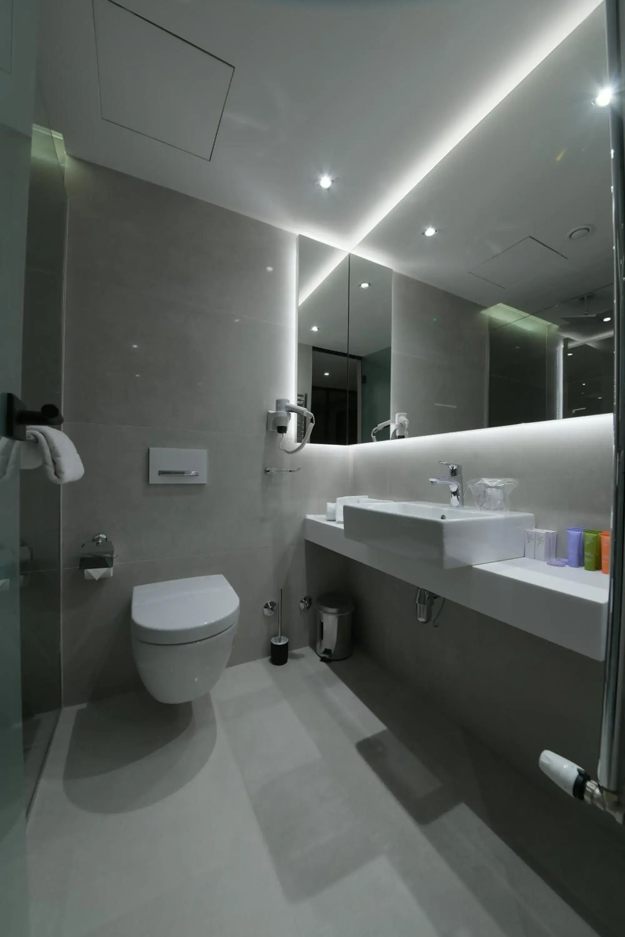 Bathroom in Hotel Royal Putnik Bathroom in Hotel Royal Putnik