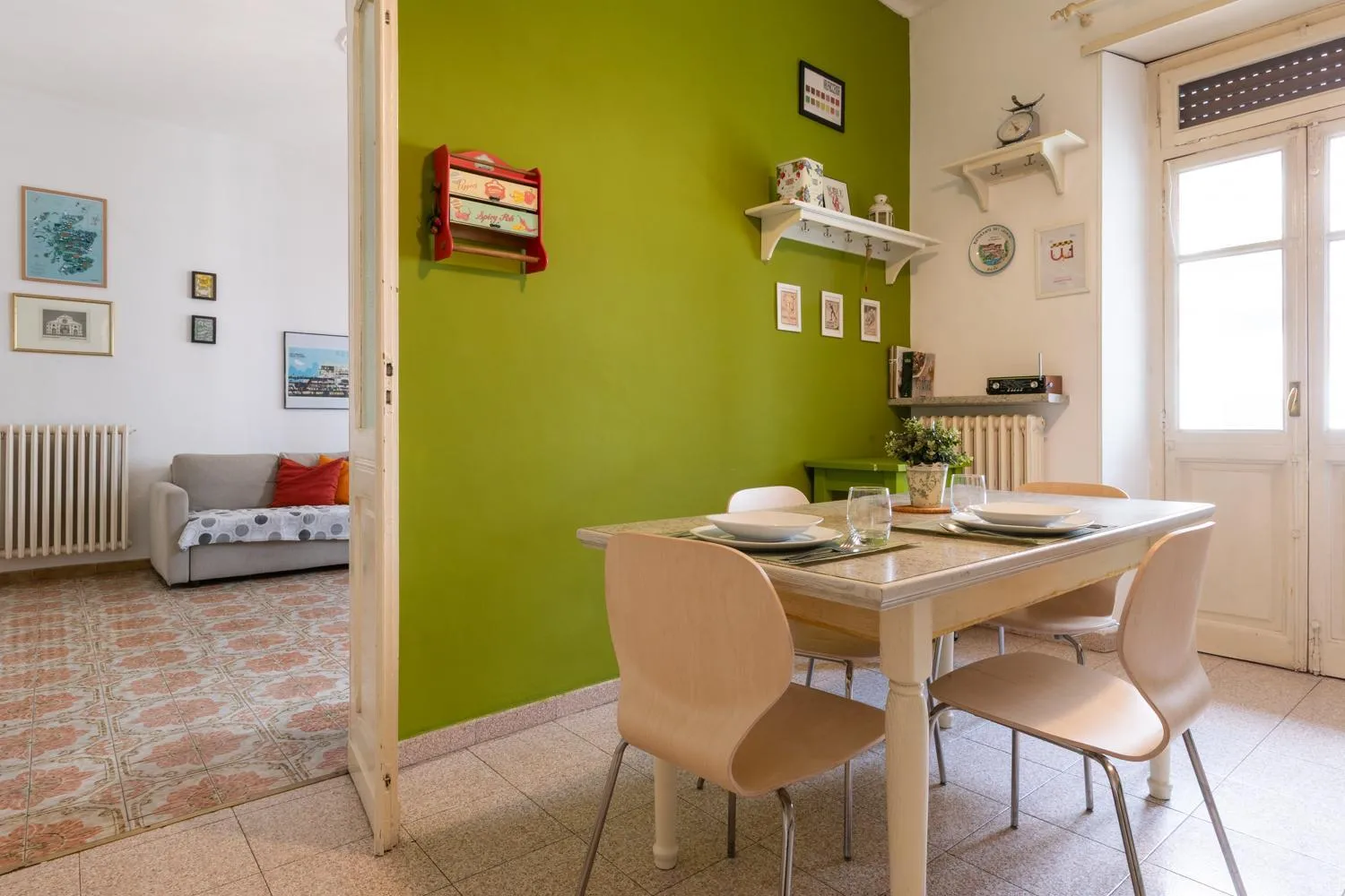 Dining area in La Casa dei Colori by Wonderful Italy
