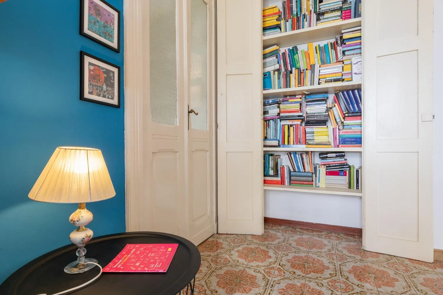 Decorative detail in La Casa dei Colori by Wonderful Italy