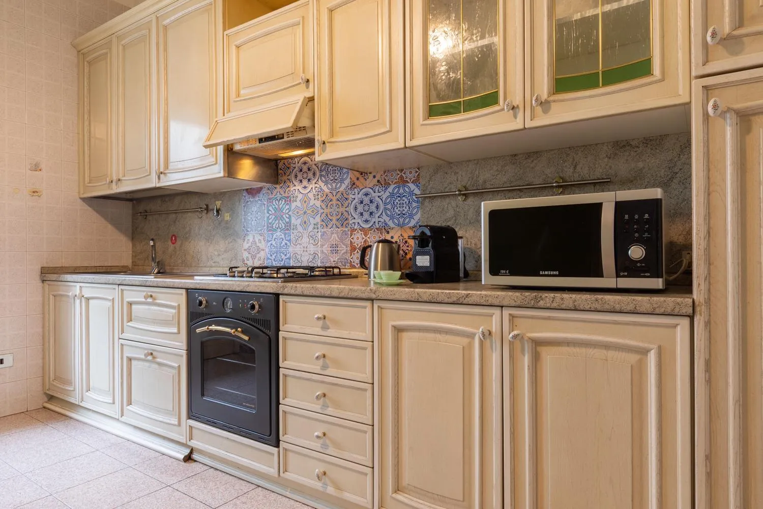 kitchen in La Casa dei Colori by Wonderful Italy