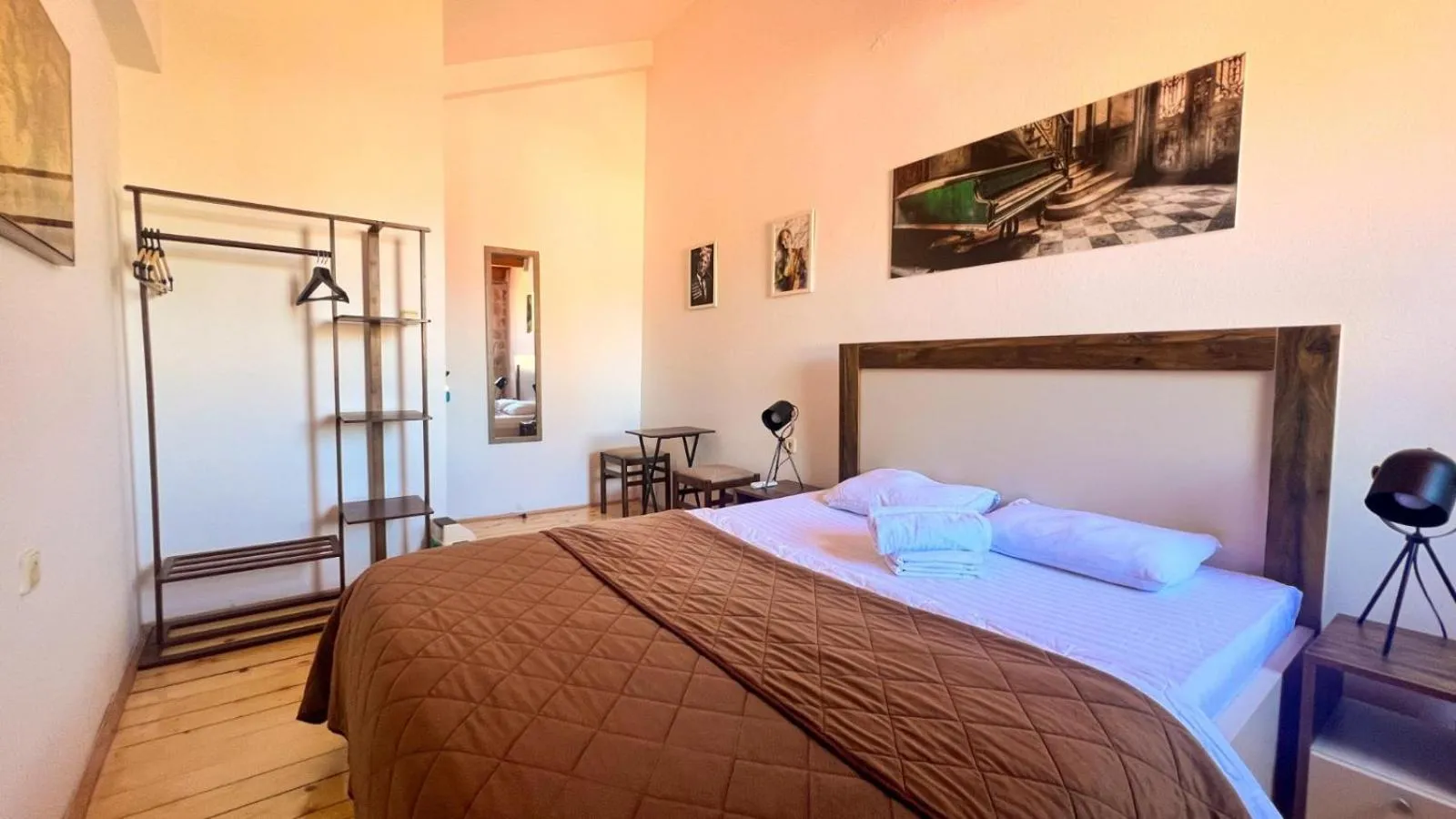 Bed in Old Town Homestel
