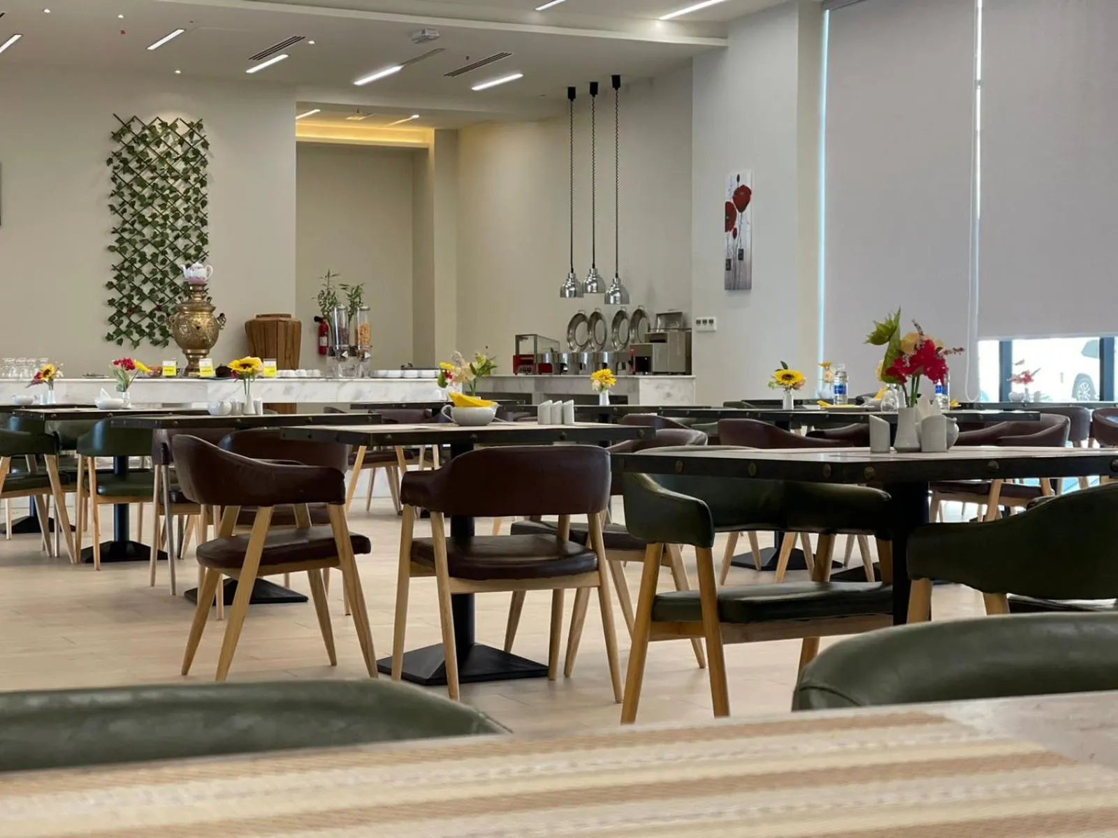 Restaurant/places to eat in Grand Tourist Hotel