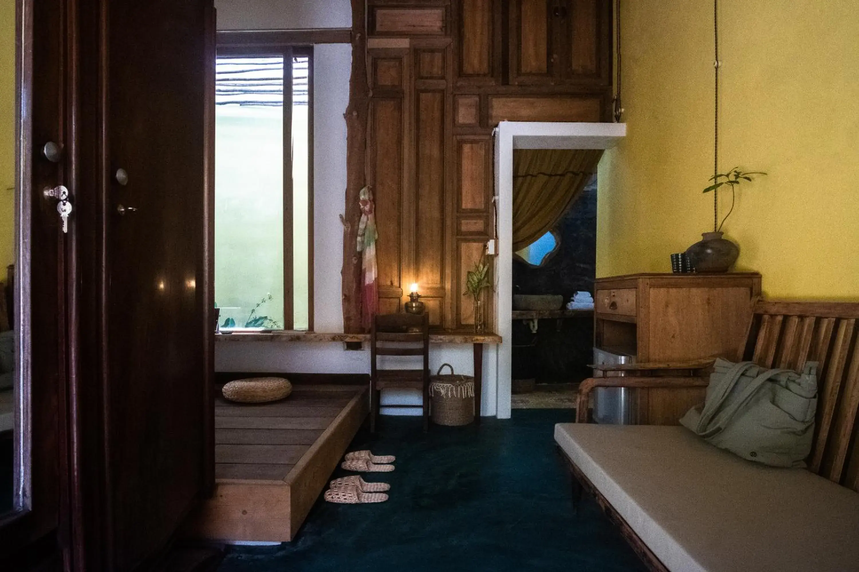 Queen Room with Garden View in Leranda Homestay Queen Room with Garden View in Leranda Homestay