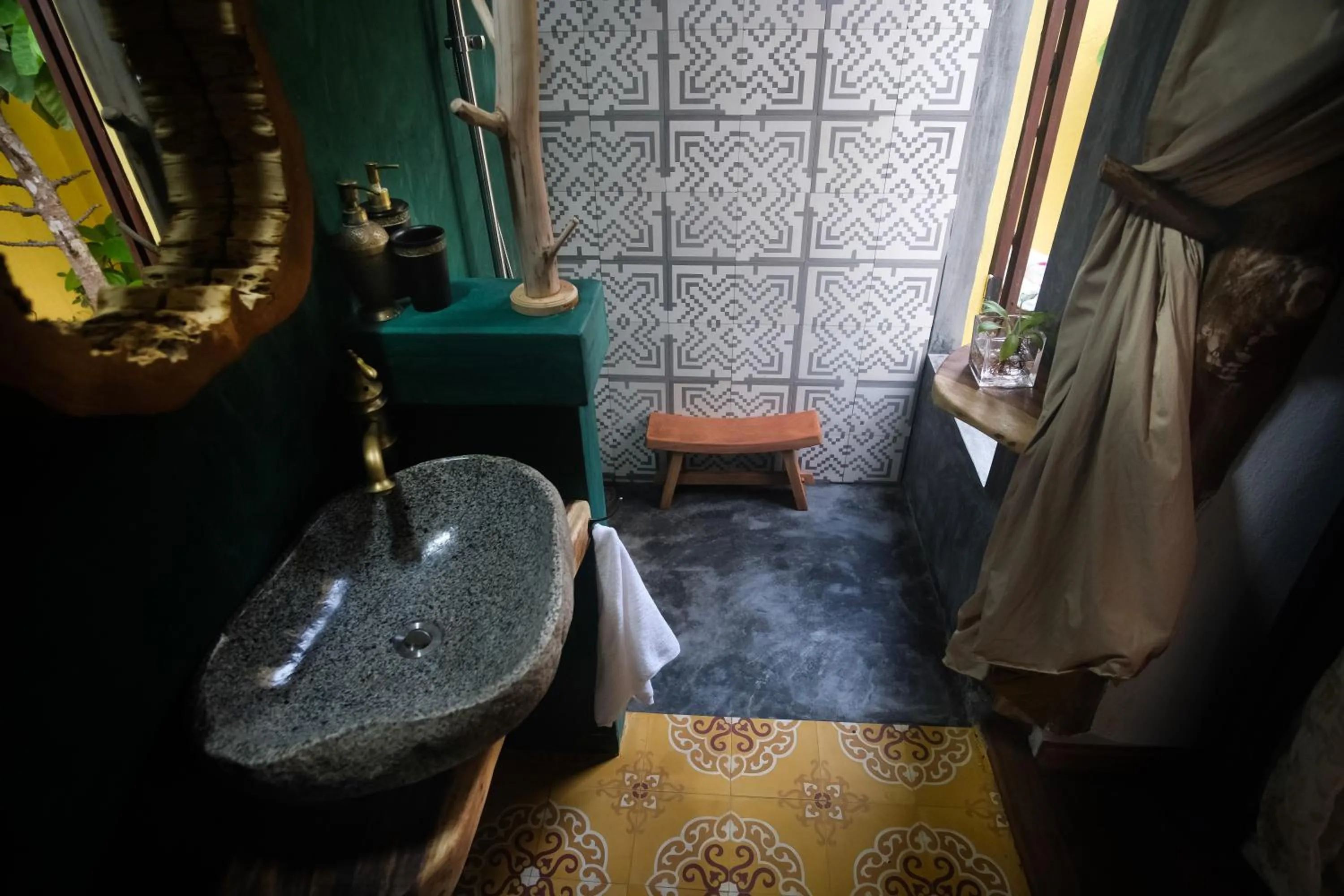 Bathroom in Leranda Homestay
