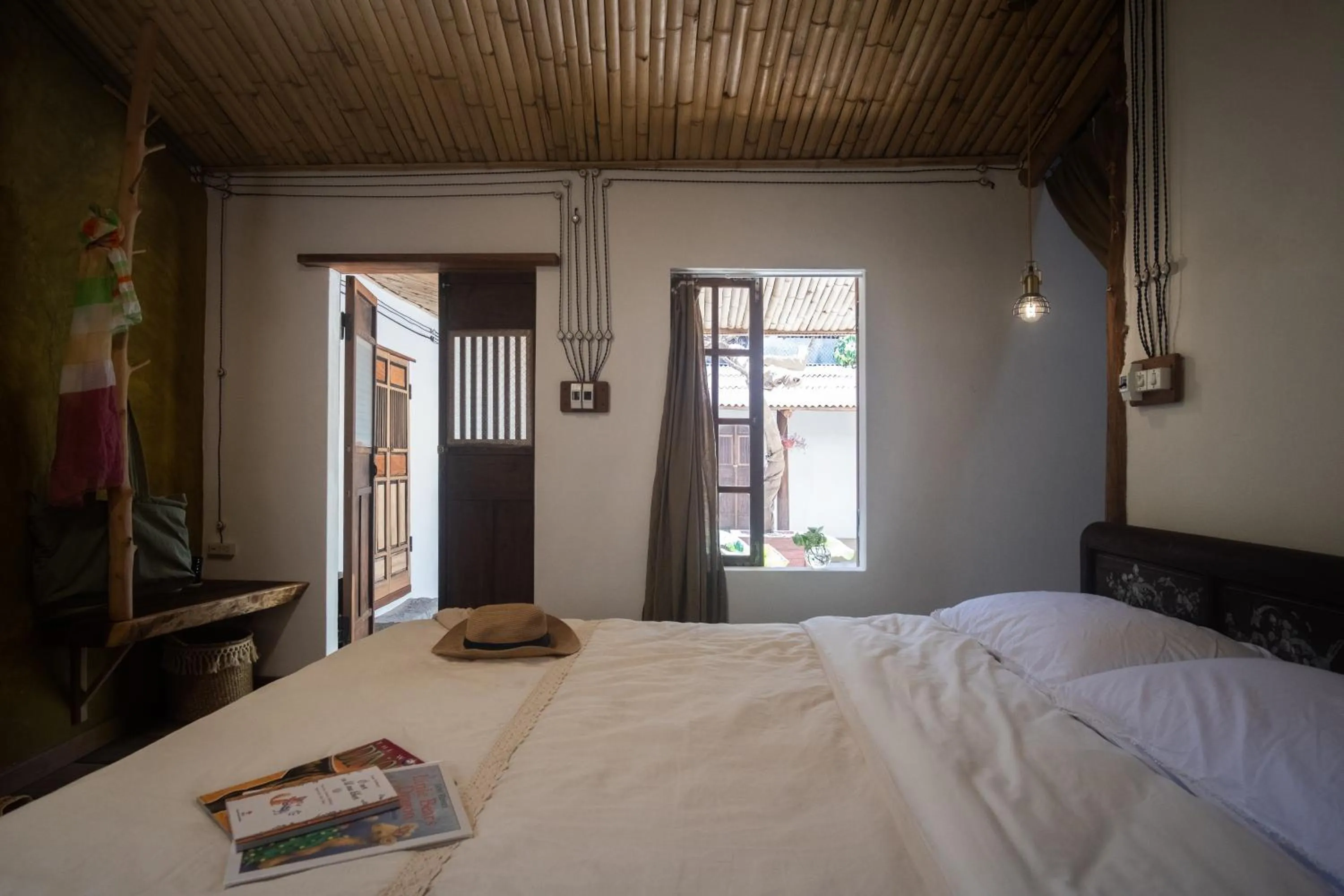 Photo of the whole room, Bed in Leranda Homestay