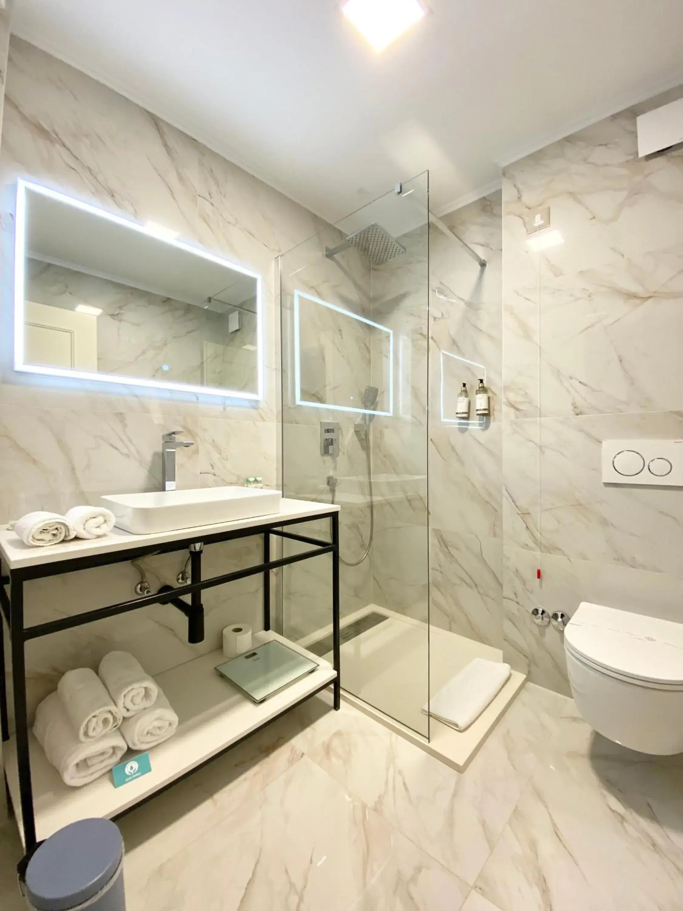 Standard Double Suite in Heritage Hotel Park Hvar Standard Double Suite in Heritage Hotel Park Hvar