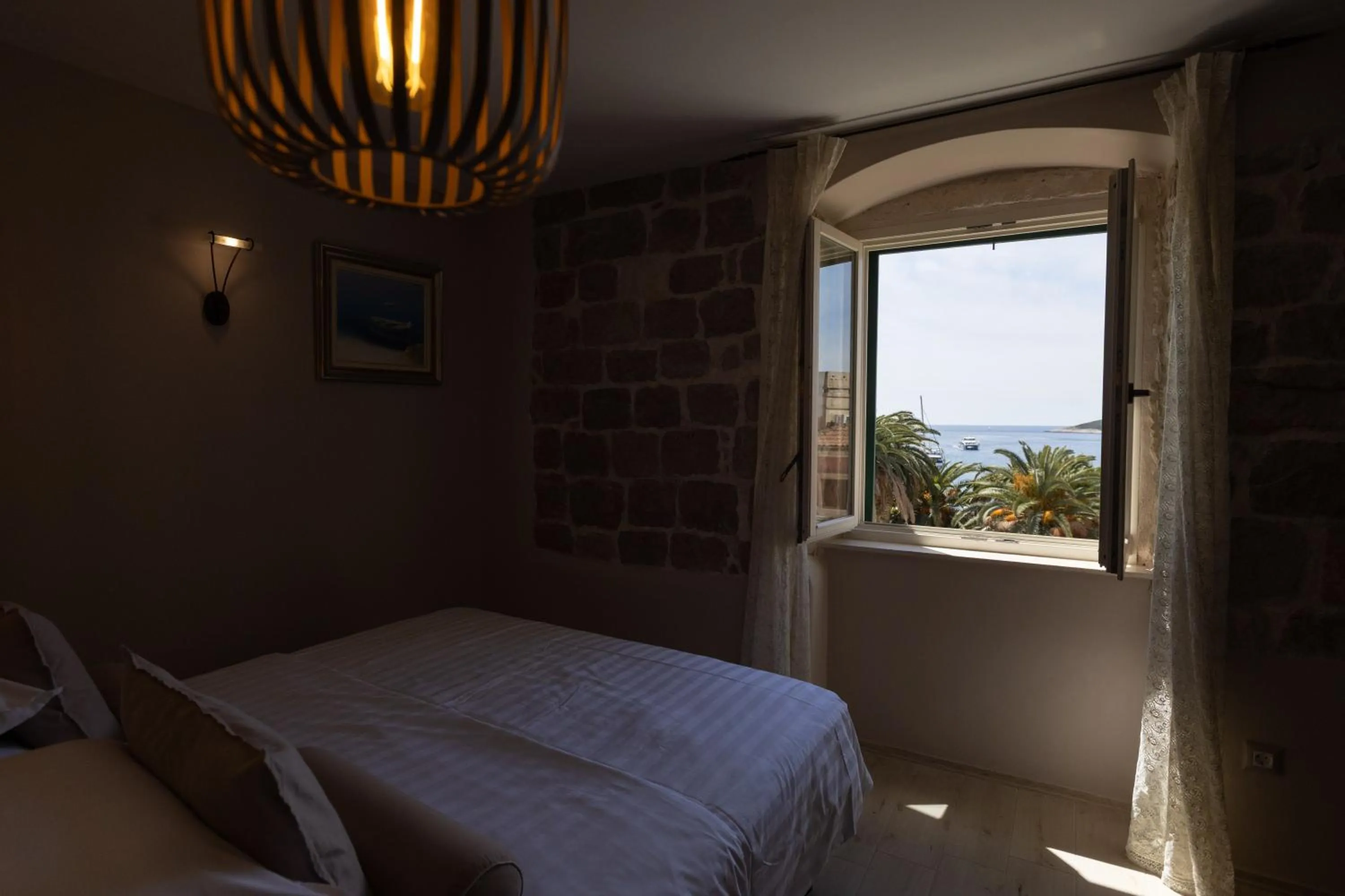 Bed in Heritage Hotel Park Hvar