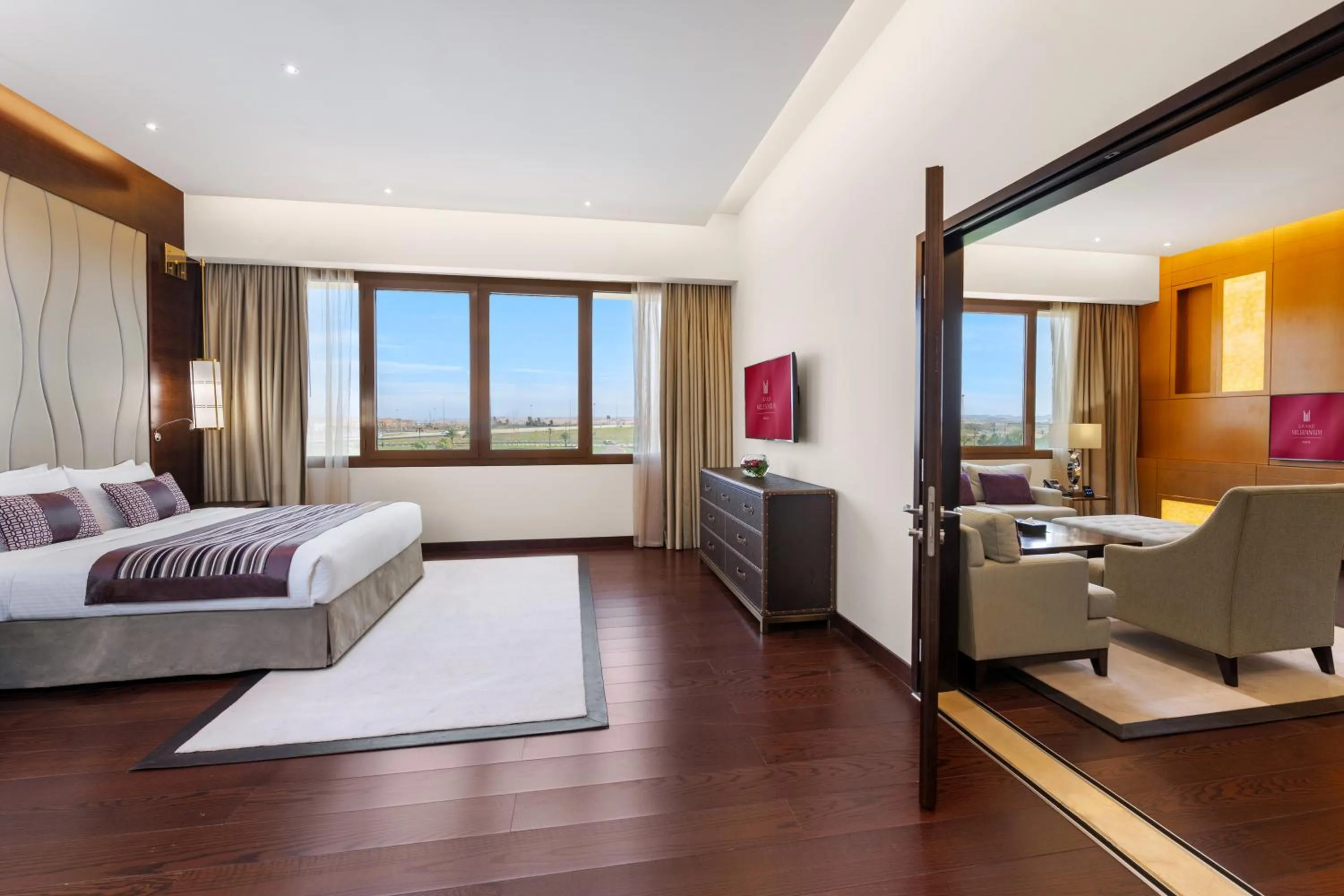 Bedroom, Bed in Grand Millennium Tabuk