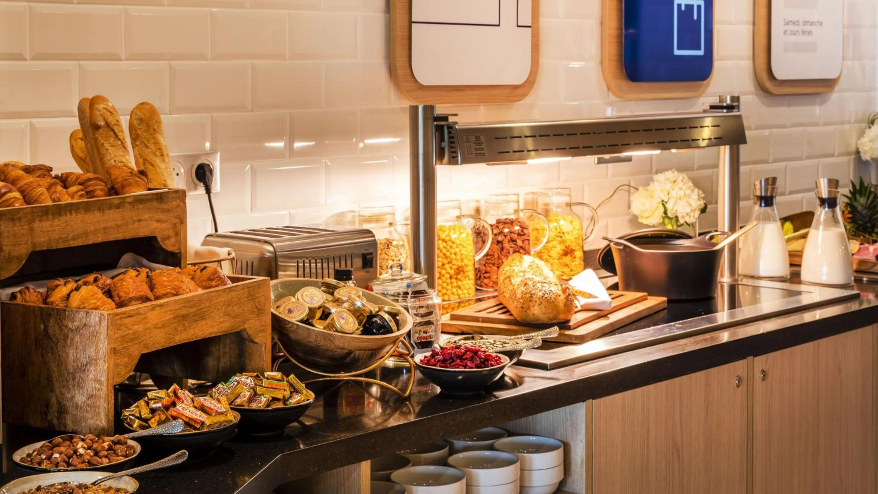 Breakfast in Holiday Inn Express - Nice - Grand Arenas by IHG