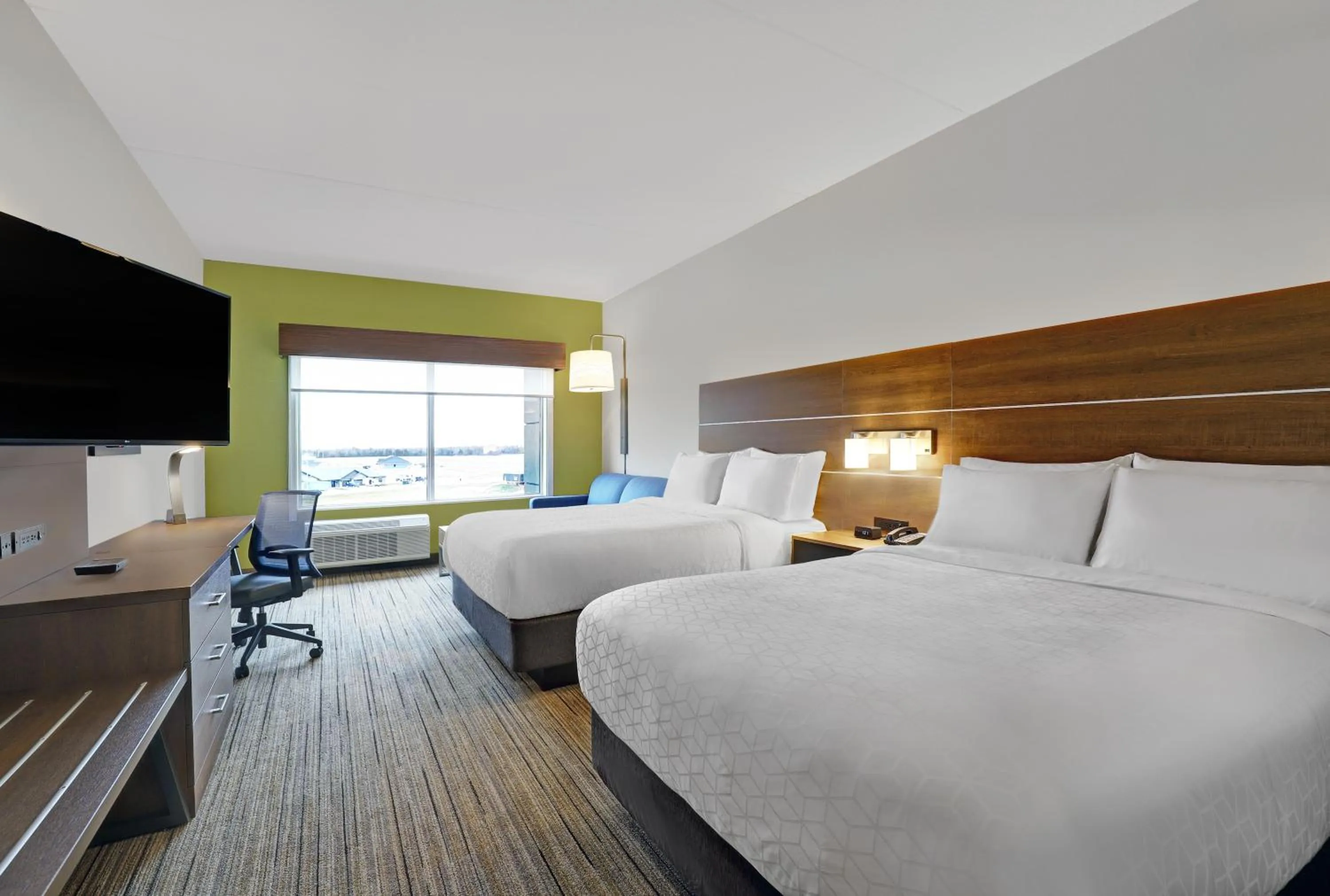 Photo of the whole room, Bed in Holiday Inn Express & Suites - Port Elgin