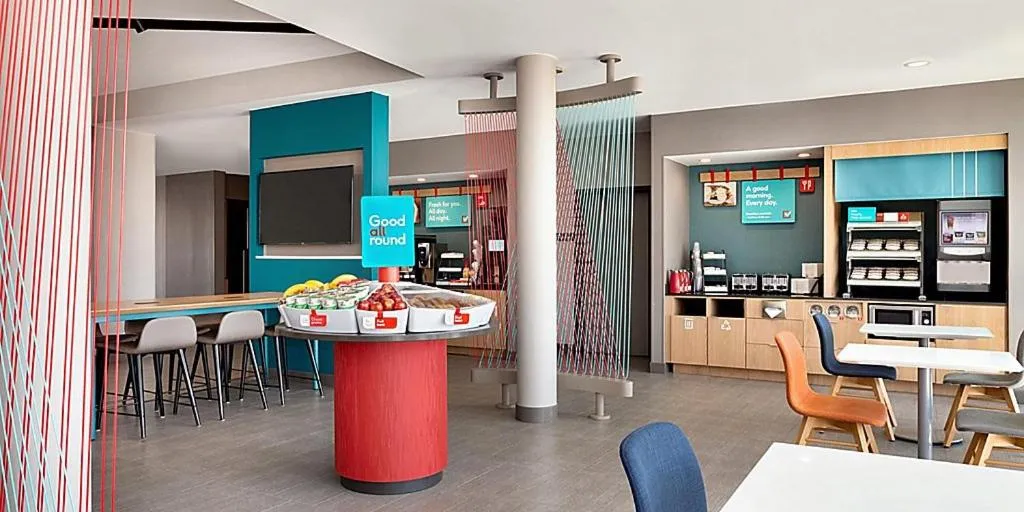 Restaurant/places to eat in avid hotel - Madison - Huntsville West by IHG