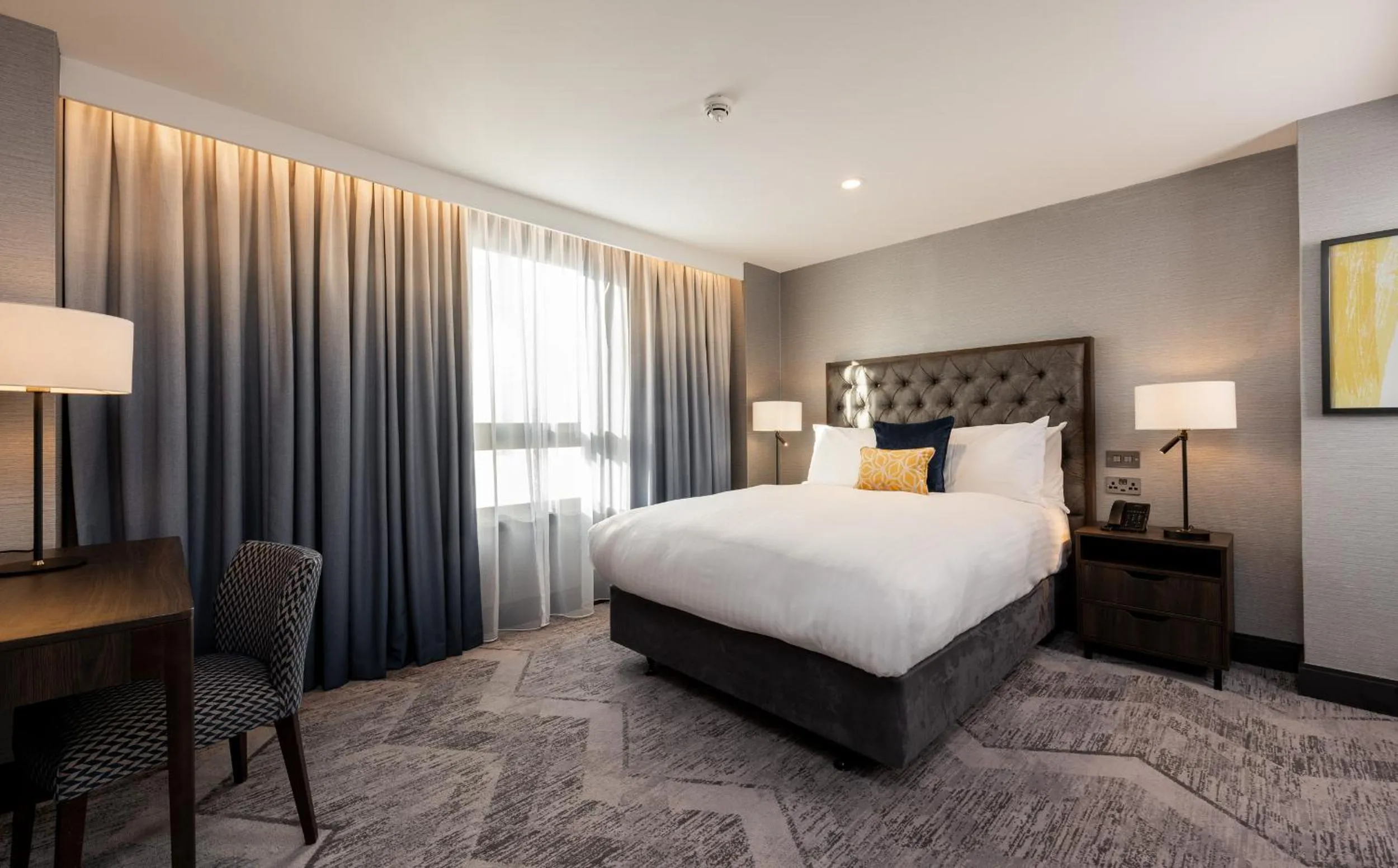 Photo of the whole room, Bed in voco Edinburgh - Haymarket by IHG