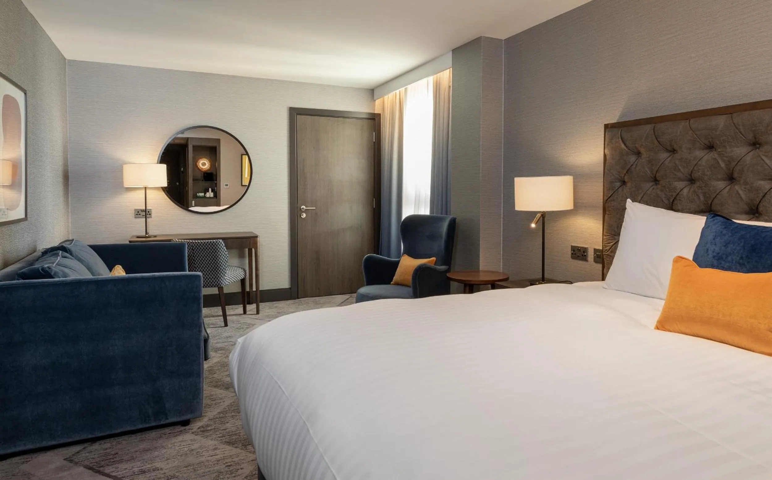 Photo of the whole room, Bed in voco Edinburgh - Haymarket by IHG