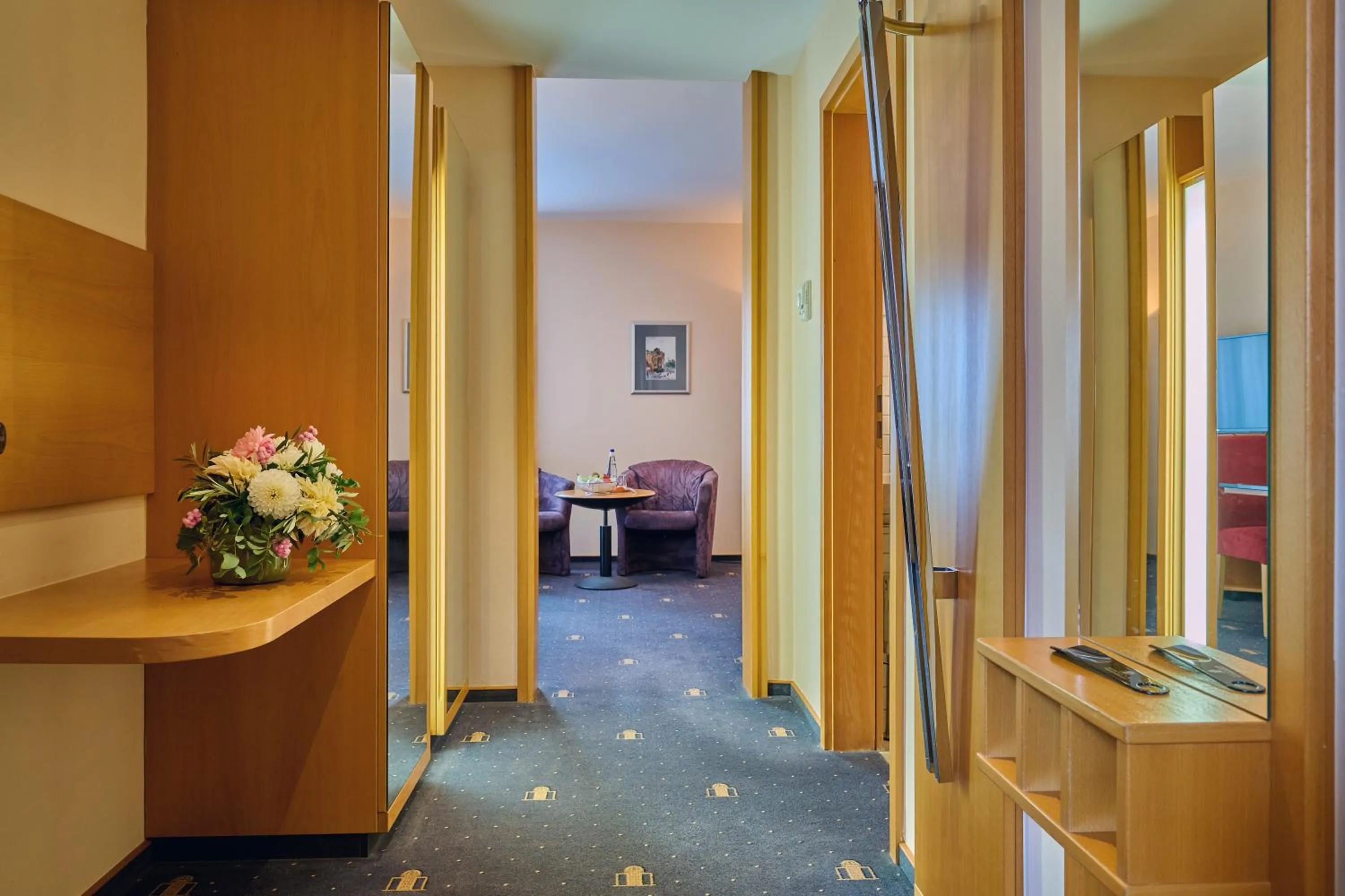 Photo of the whole room in Hotel Theresientor