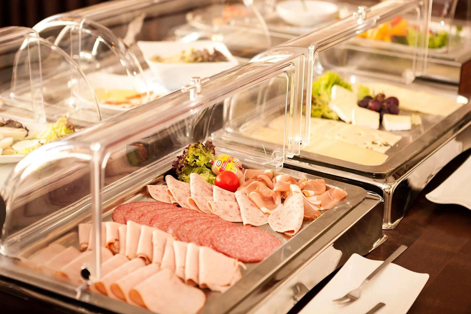 Buffet breakfast in Hotel Theresientor