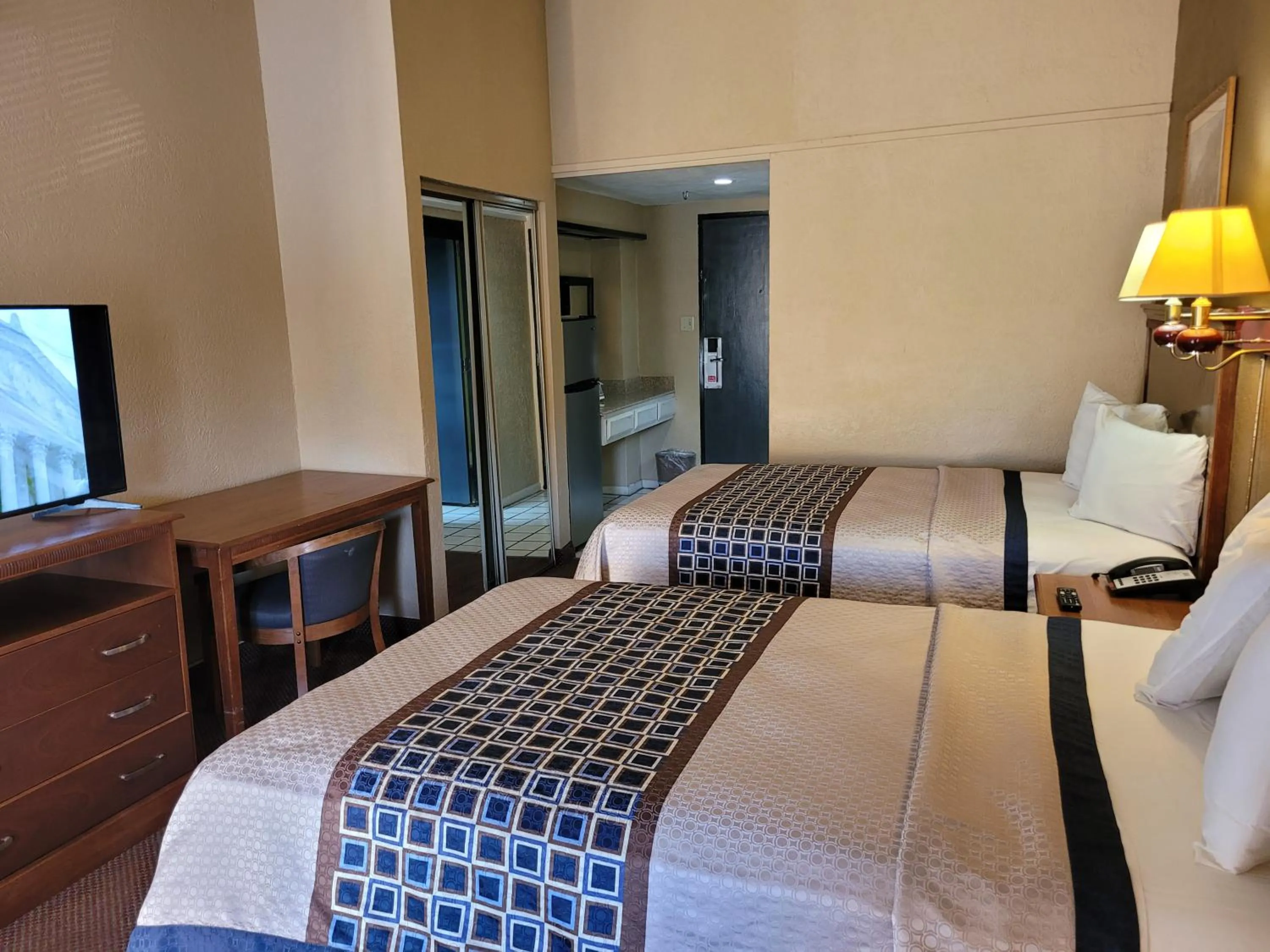 Bedroom, Bed in Stay Express Inn Athens