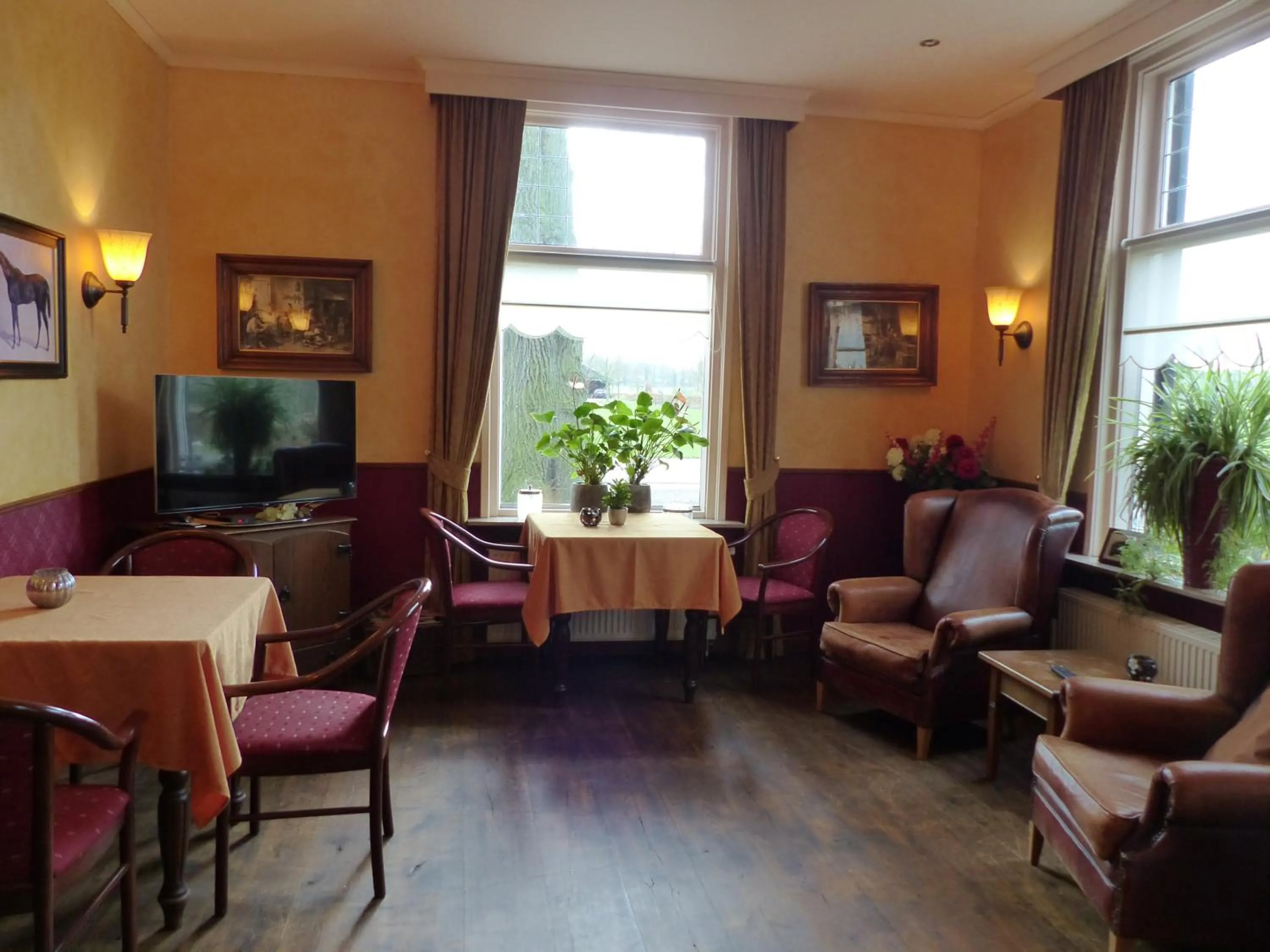 Communal lounge/ TV room in Wildenborcherhof