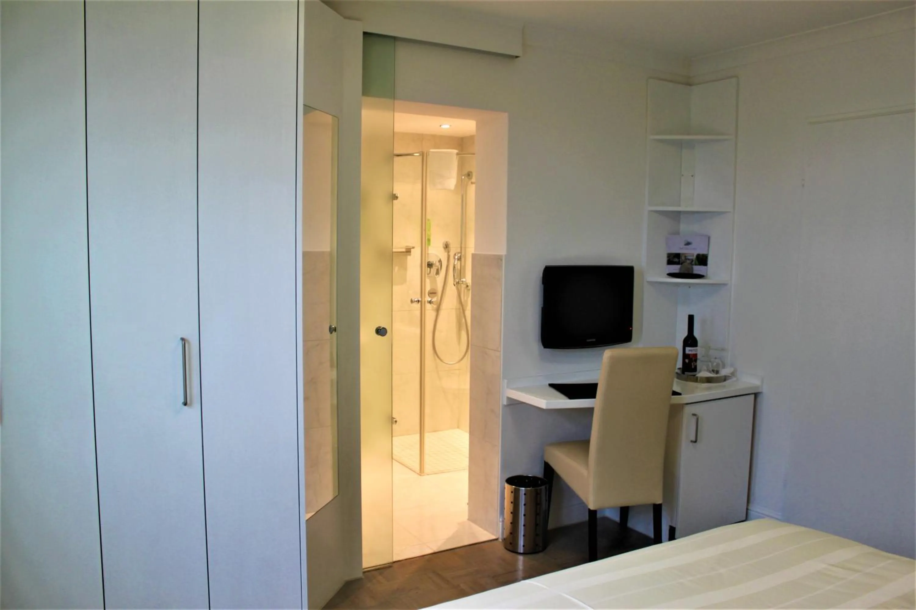 Photo of the whole room in Burgunderhof Bodensee - Adults only