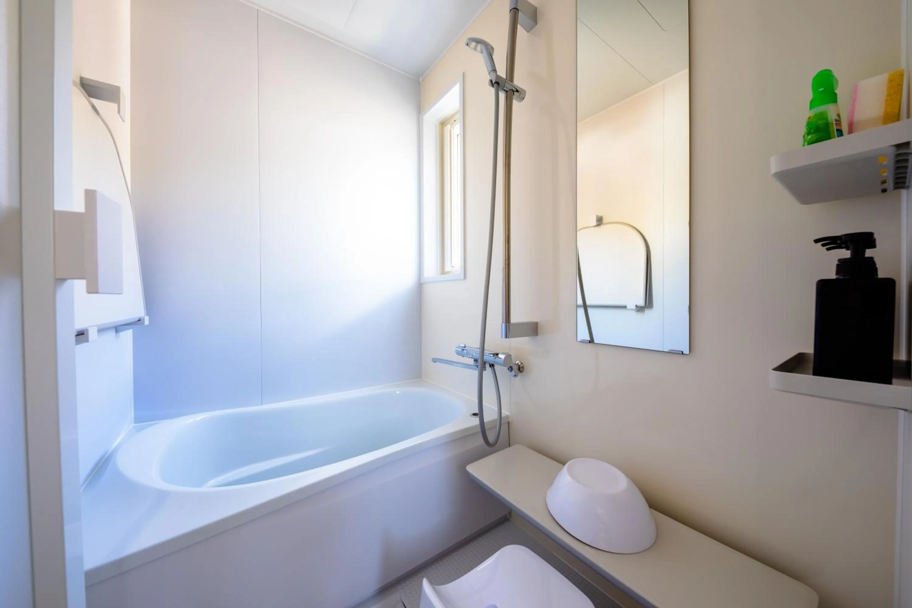 Shower in 風雅 Fuga A