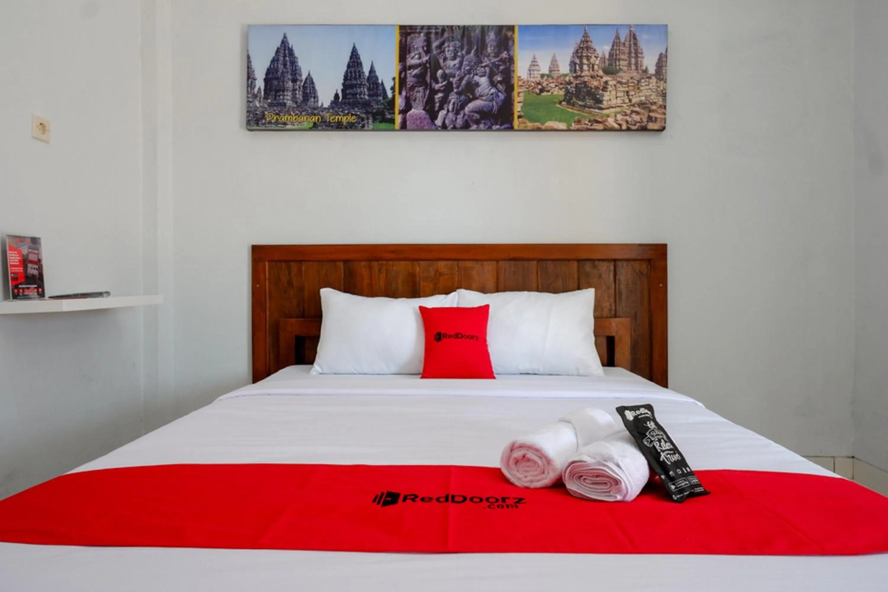 Bed in RedDoorz near Padang Golf Adisucipto