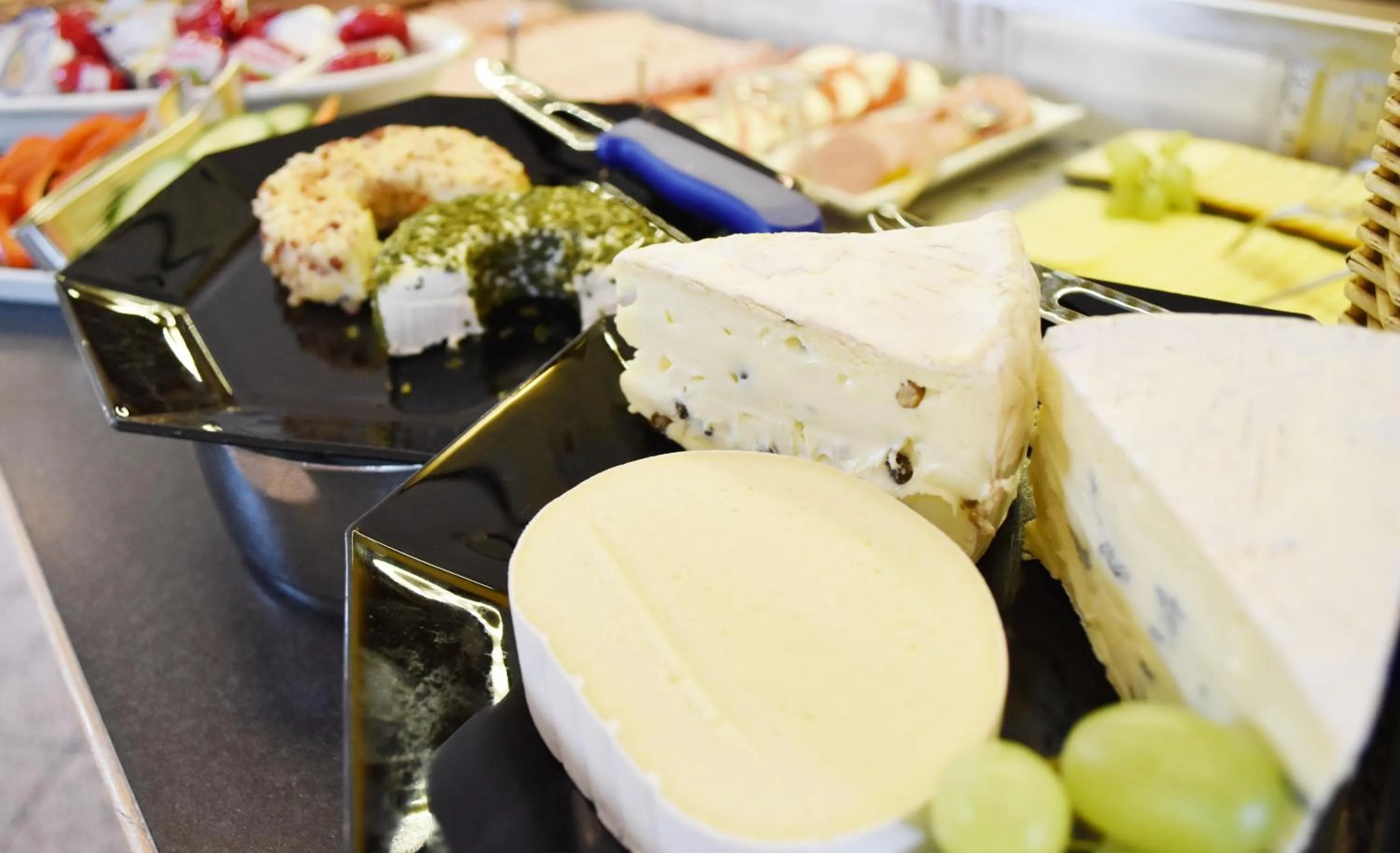 Buffet breakfast in Familienhotel nahe der Therme Erding