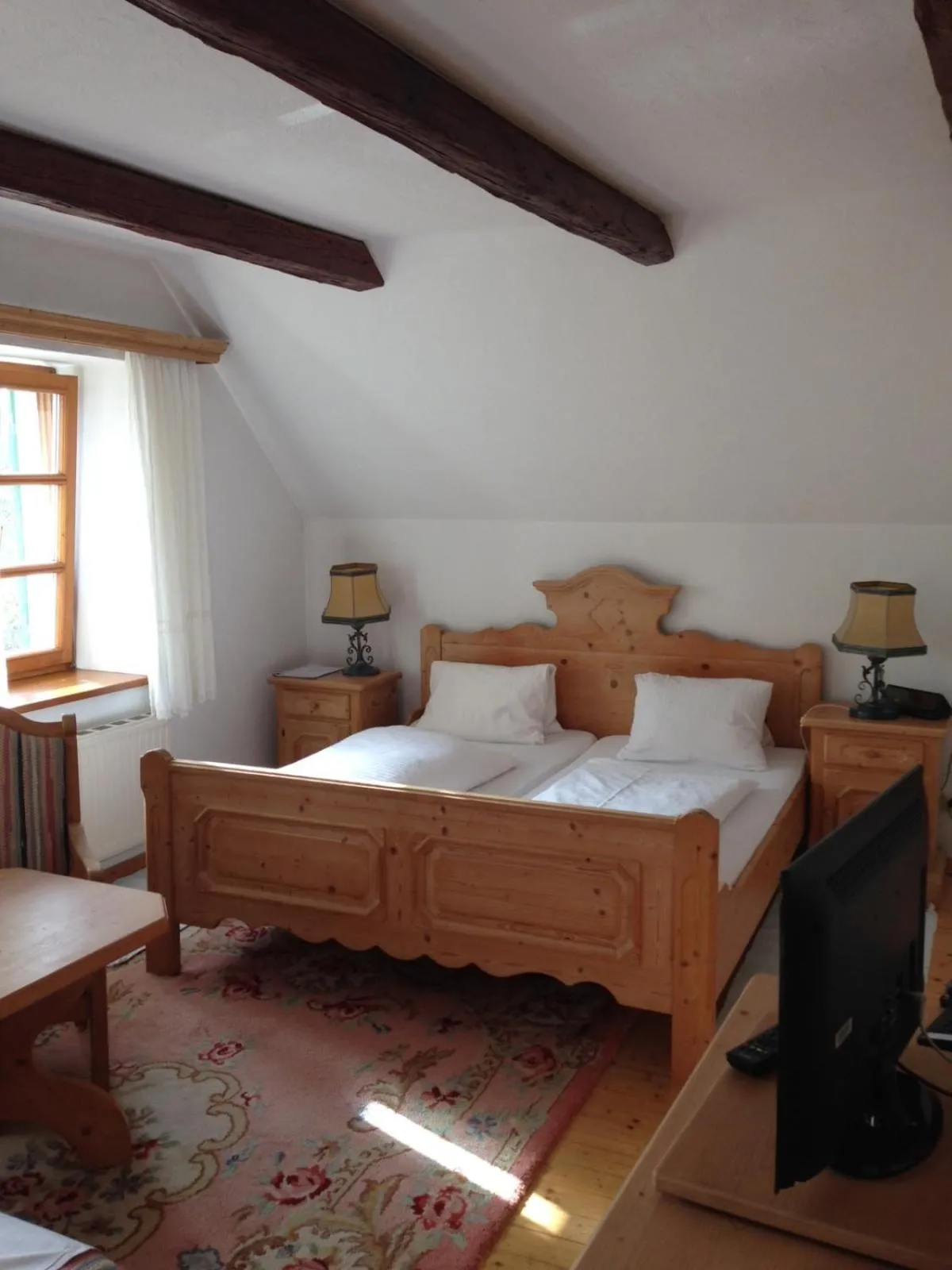 Photo of the whole room, Bed in Hirschenhof