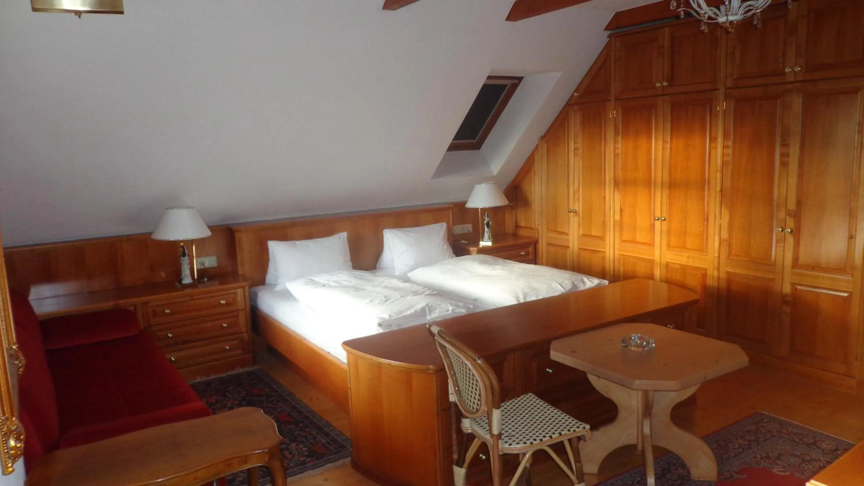 Photo of the whole room, Bed in Hirschenhof