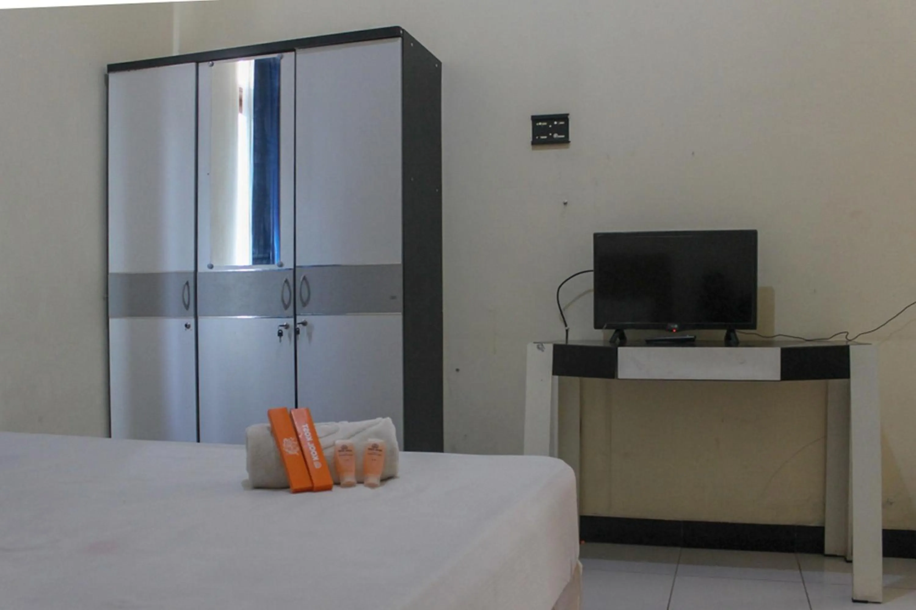 Bed in KoolKost Syariah near Universitas Ahmad Dahlan Kampus 1