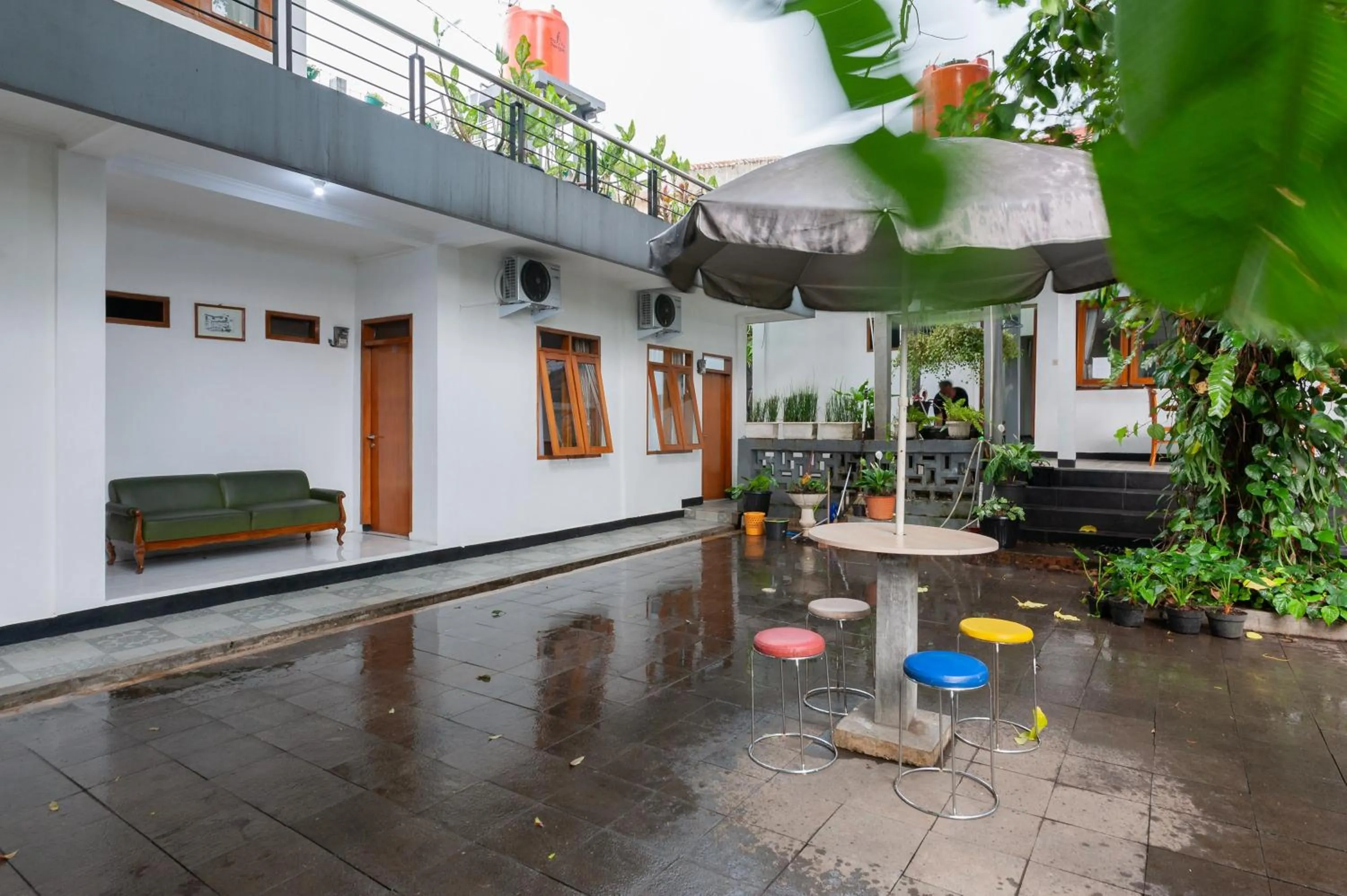 Property building in RedDoorz at Batutulis Bogor by House of M