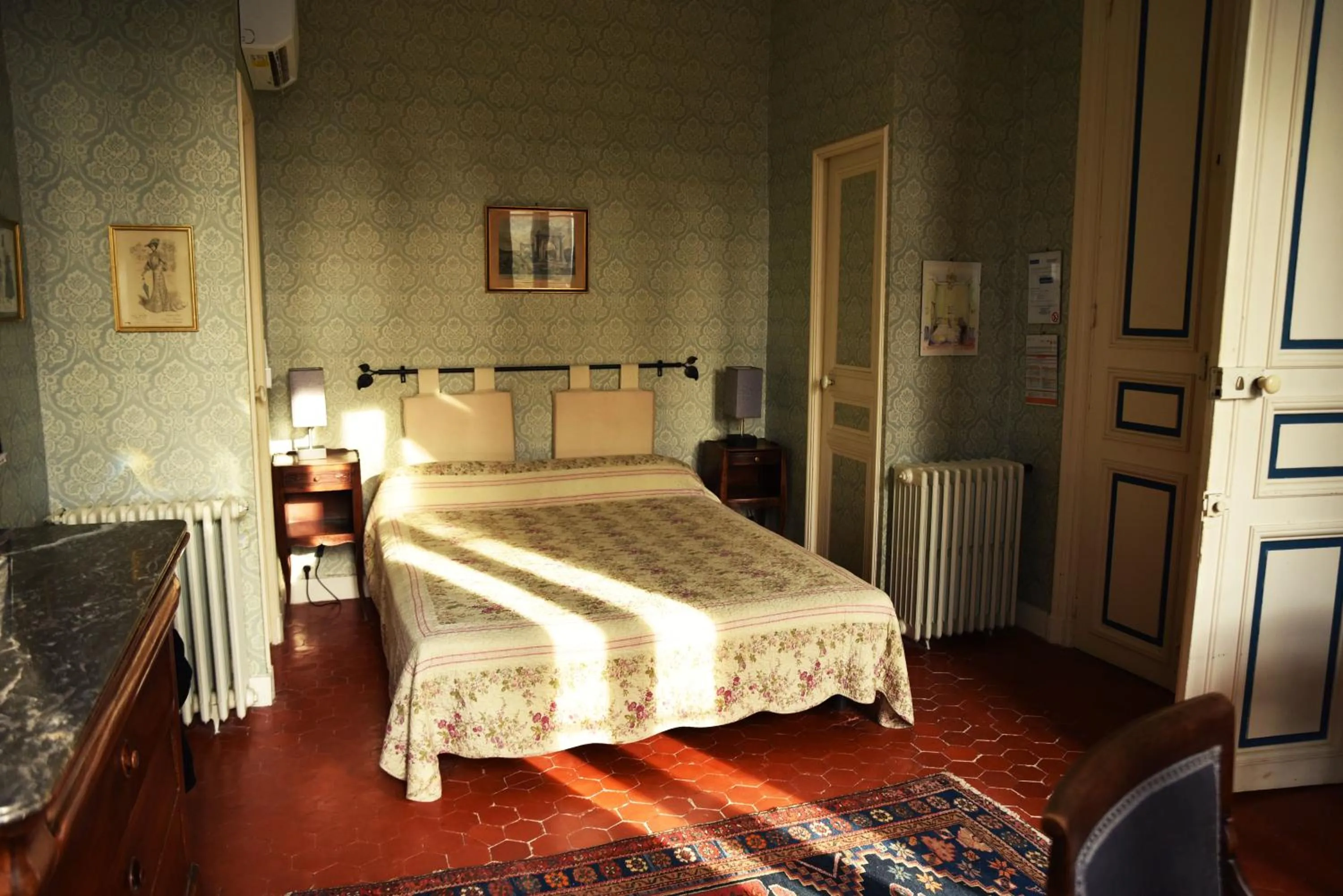 Bed in Embarben Maison d'hôtes