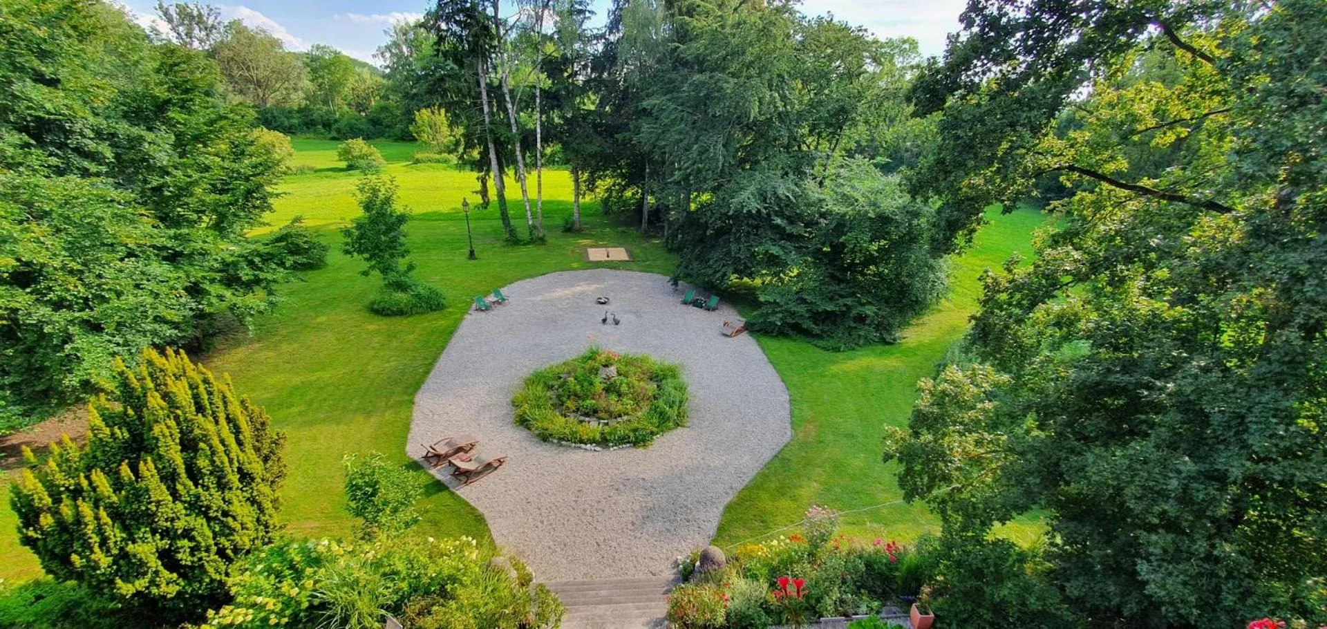 Garden in Villa Zollhaus Bed & Breakfast