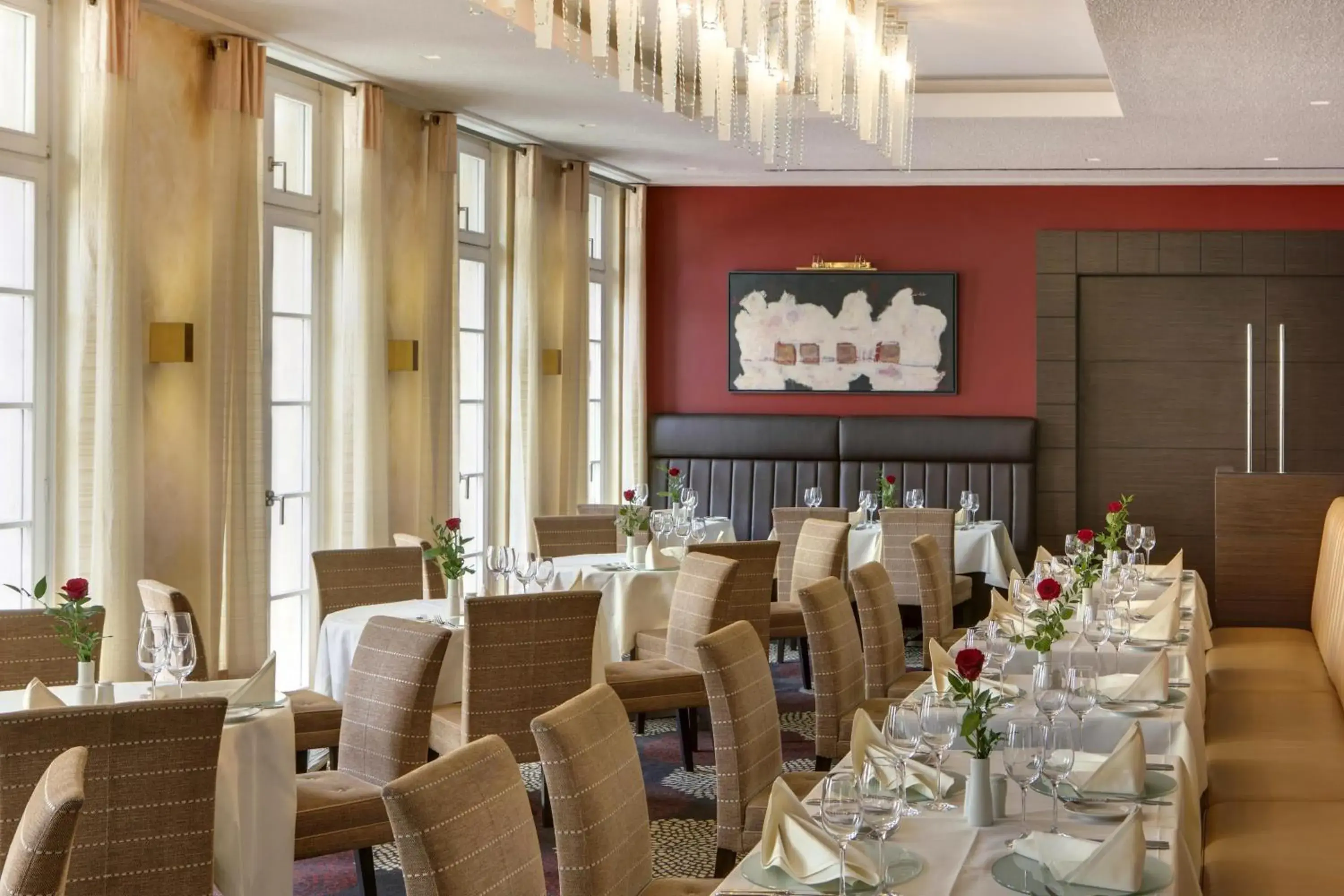 Restaurant/places to eat in Steigenberger Hotel de Saxe Restaurant/places to eat in Steigenberger Hotel de Saxe