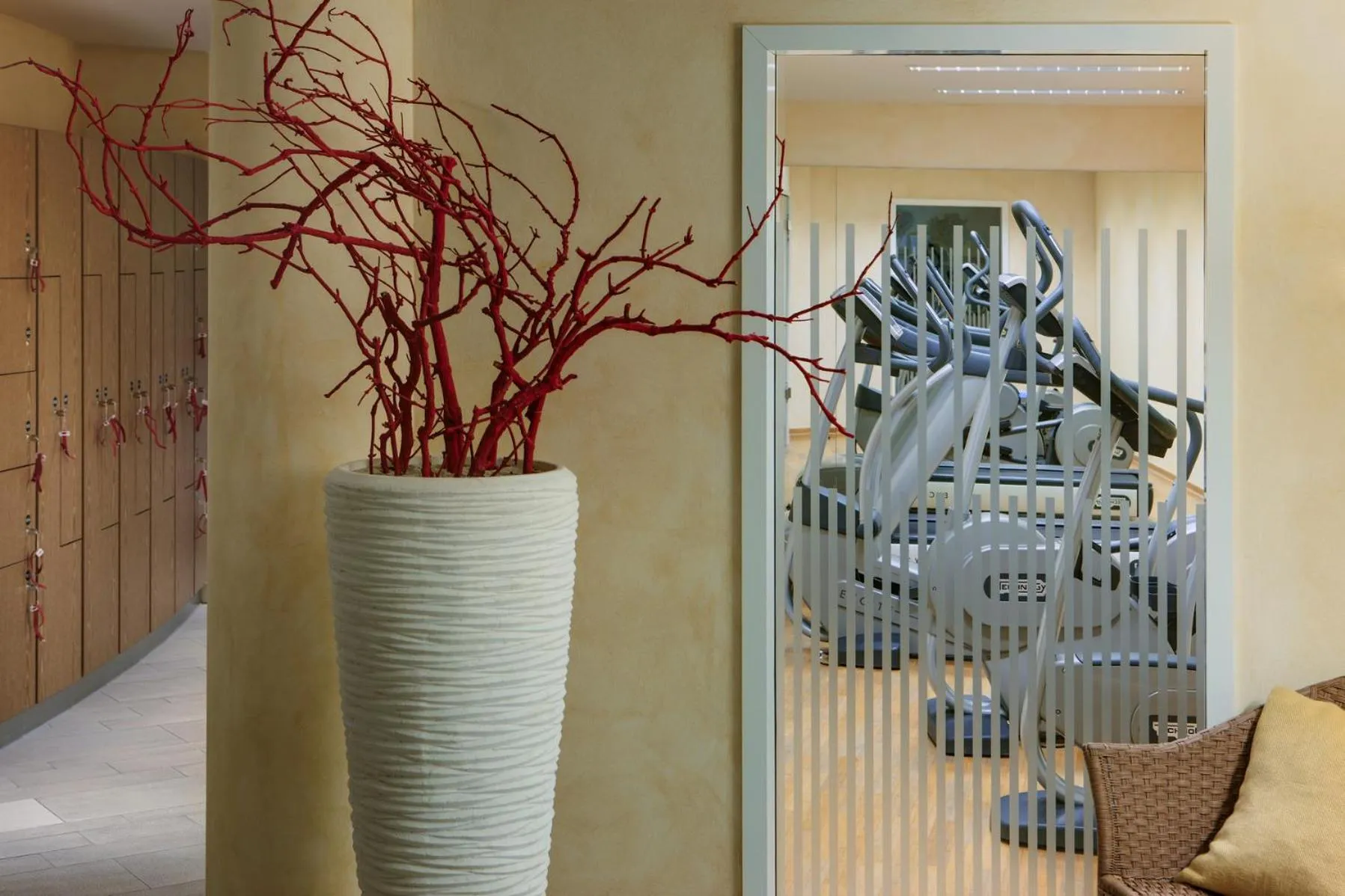 Fitness centre/facilities in Steigenberger Hotel de Saxe