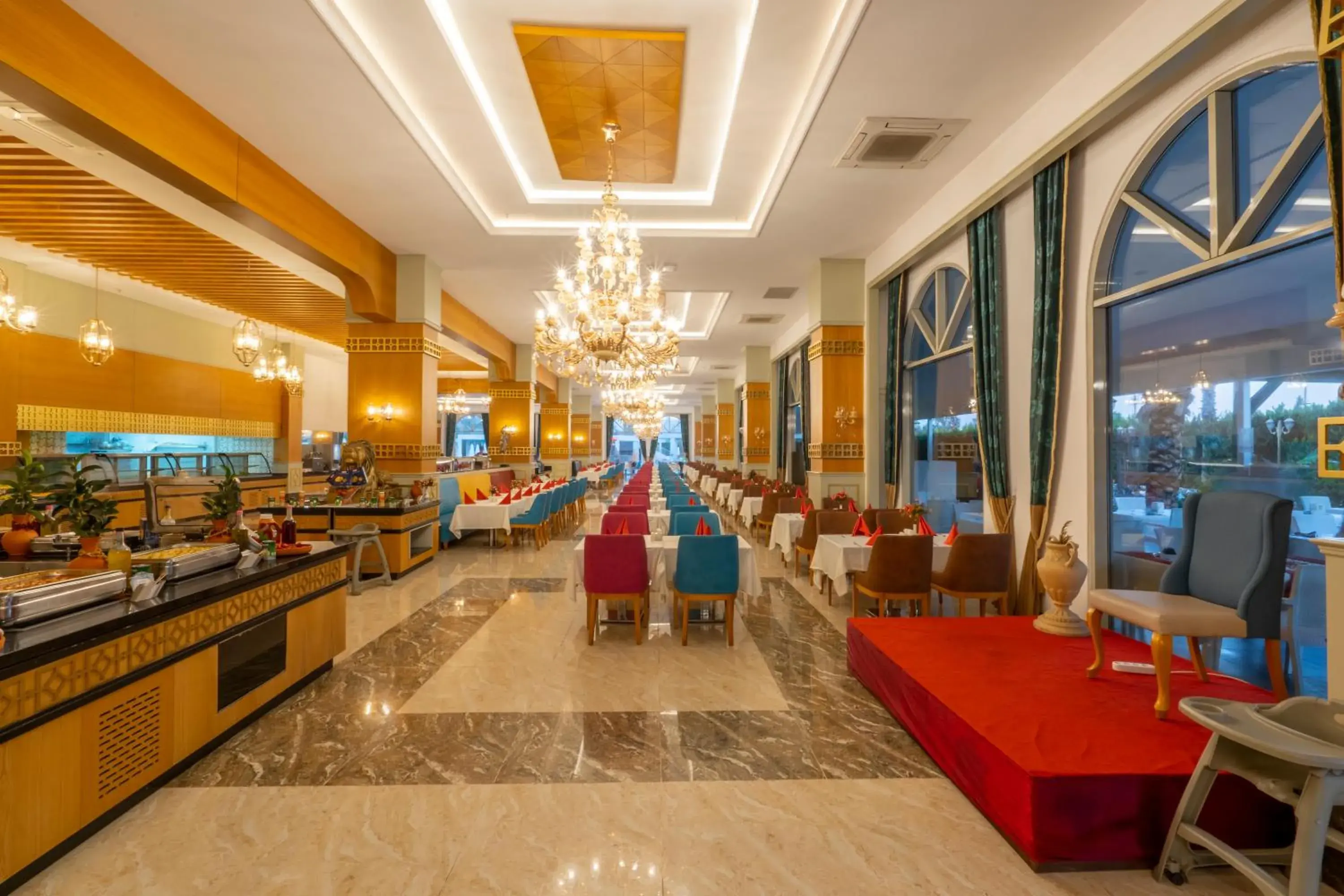Restaurant/places to eat in J'adore Deluxe Hotel & Spa Ultra All Inclusive Restaurant/places to eat in J'adore Deluxe Hotel & Spa Ultra All Inclusive