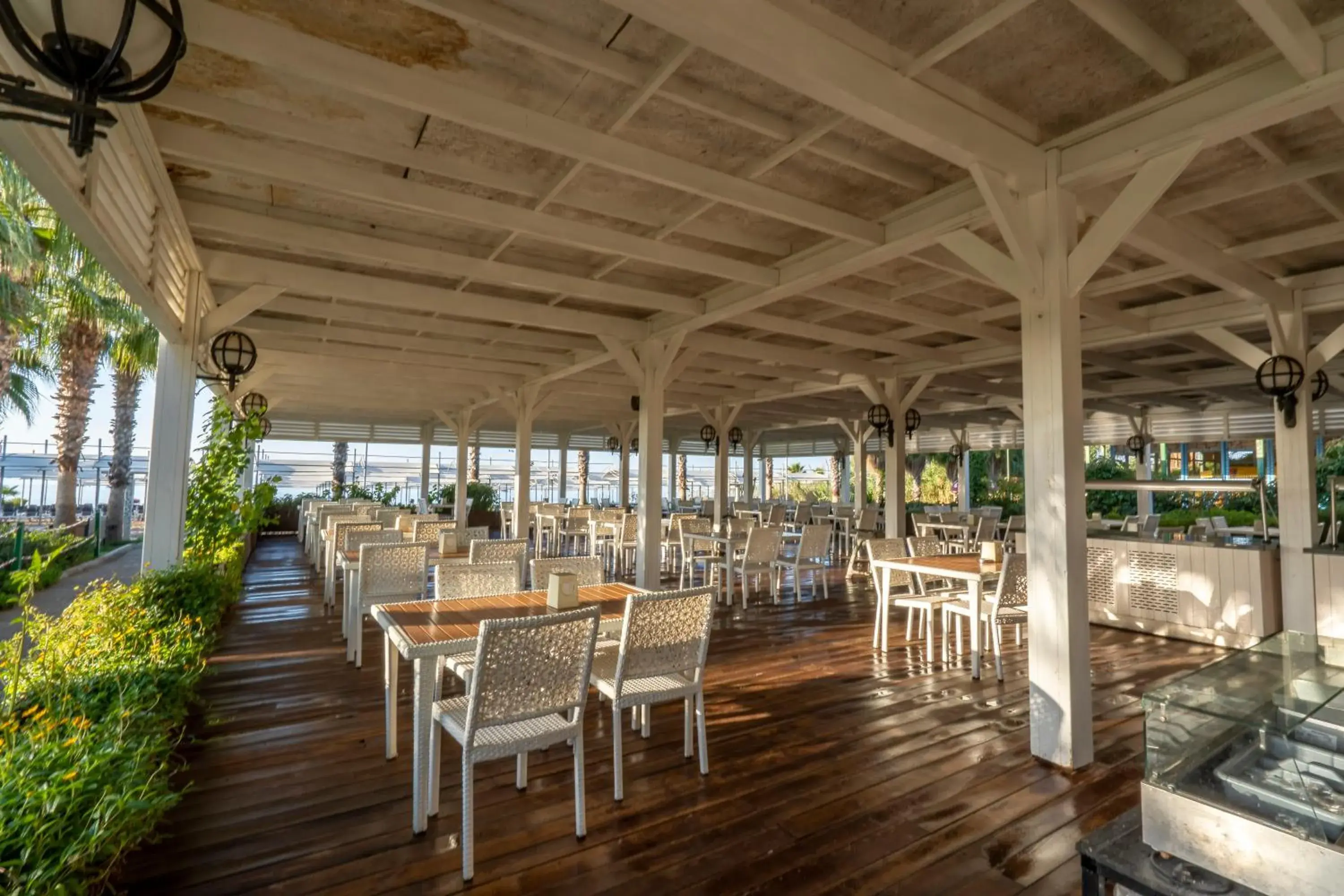 Restaurant/places to eat in J'adore Deluxe Hotel & Spa Ultra All Inclusive Restaurant/places to eat in J'adore Deluxe Hotel & Spa Ultra All Inclusive