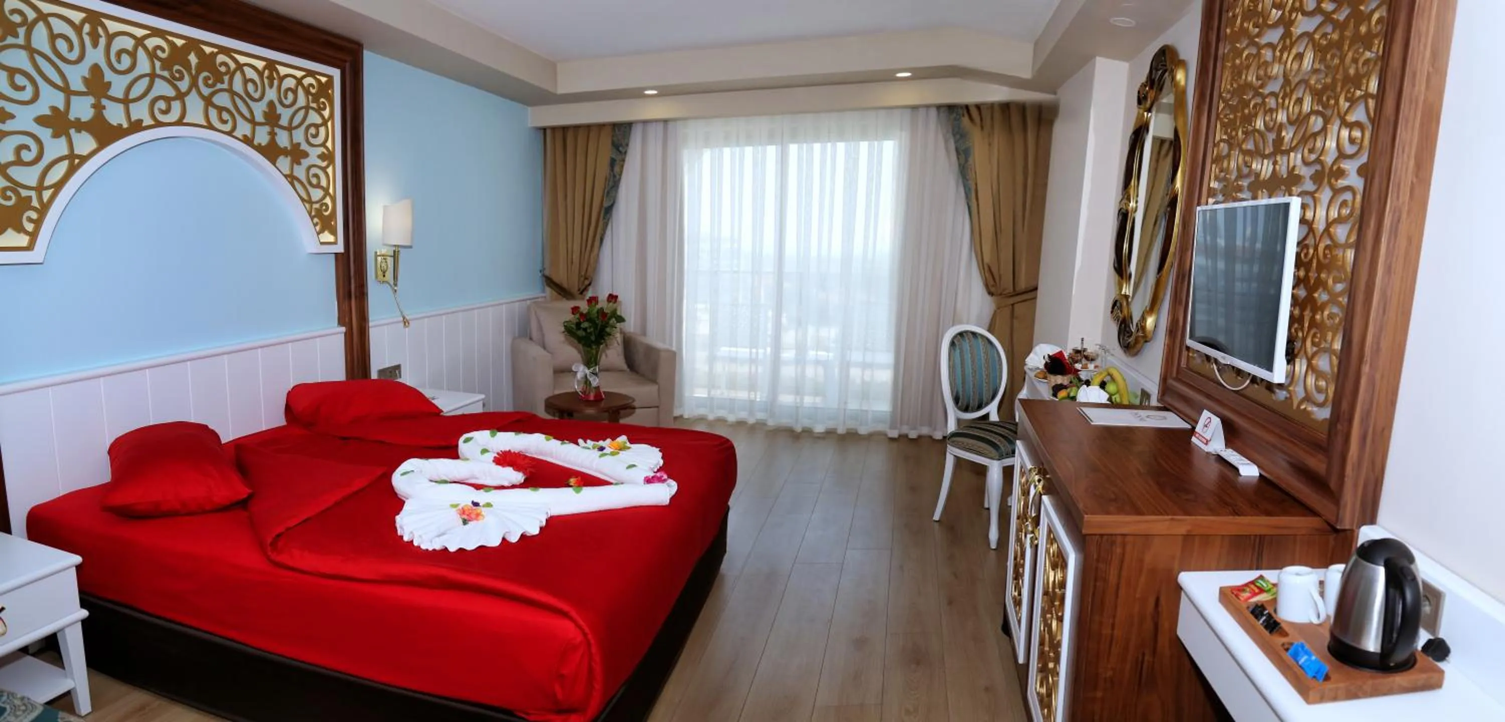 Bed in J'adore Deluxe Hotel & Spa Ultra All Inclusive