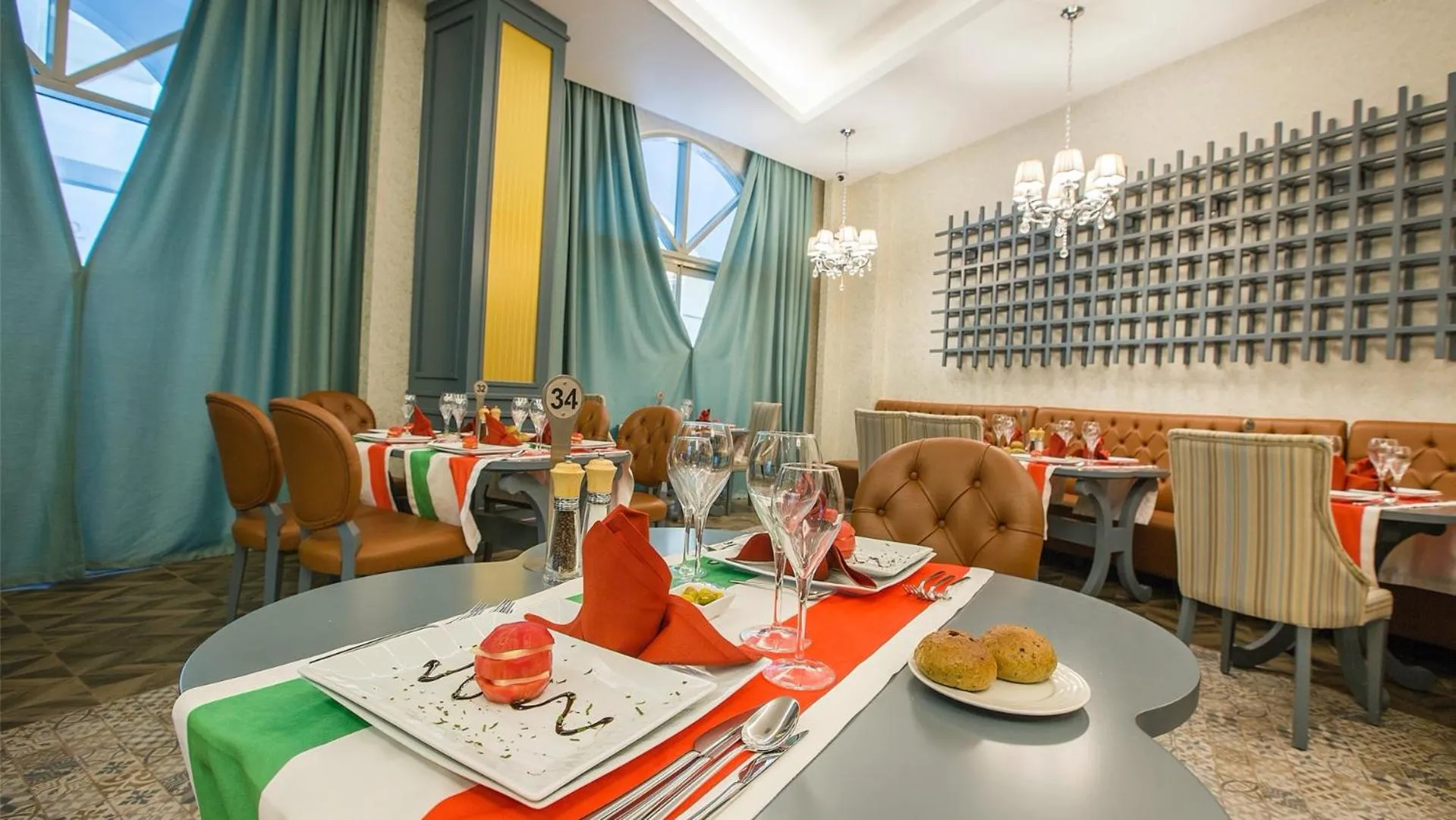 Restaurant/places to eat in J'adore Deluxe Hotel & Spa Ultra All Inclusive