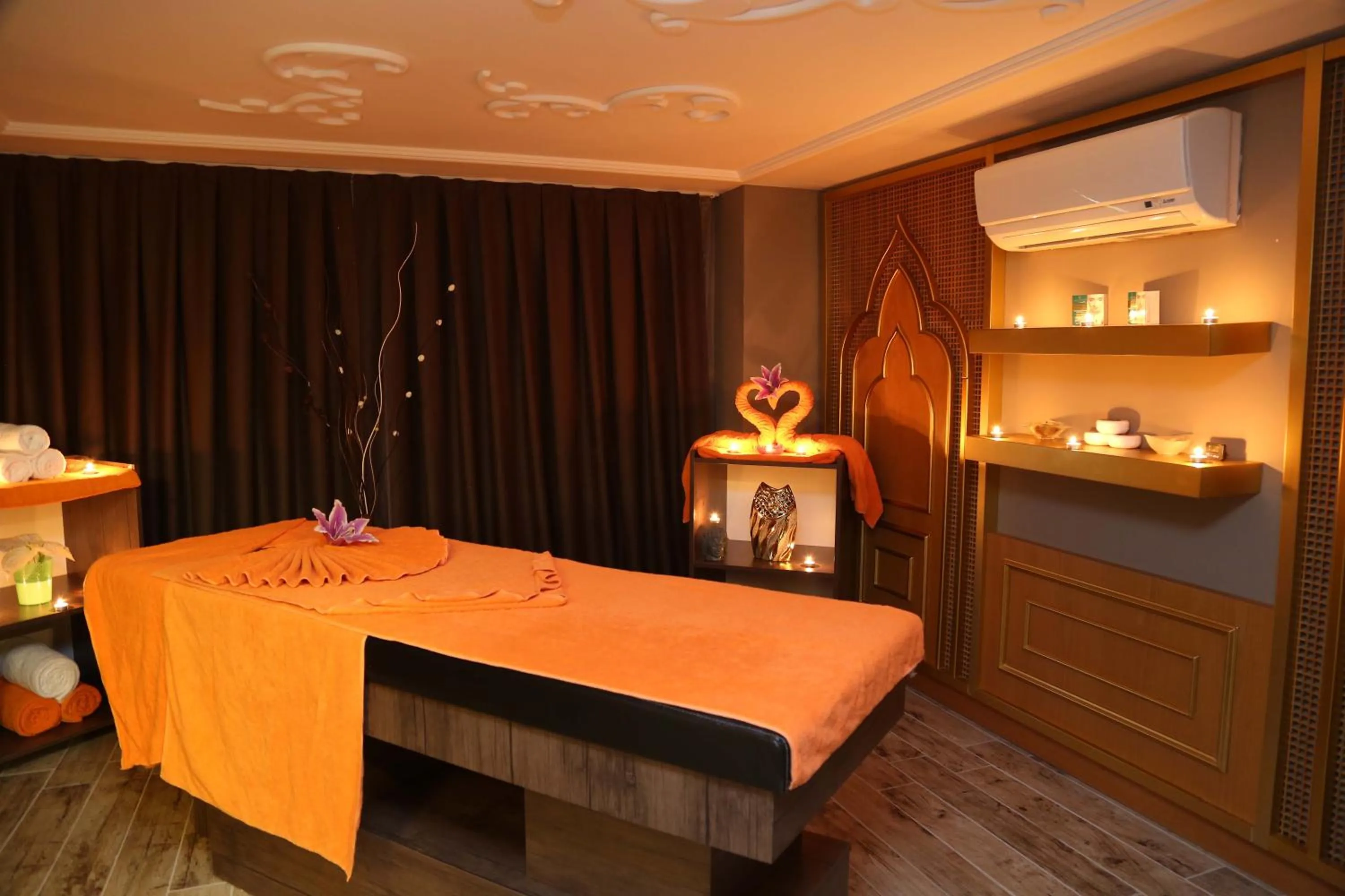 Bed in J'adore Deluxe Hotel & Spa Ultra All Inclusive
