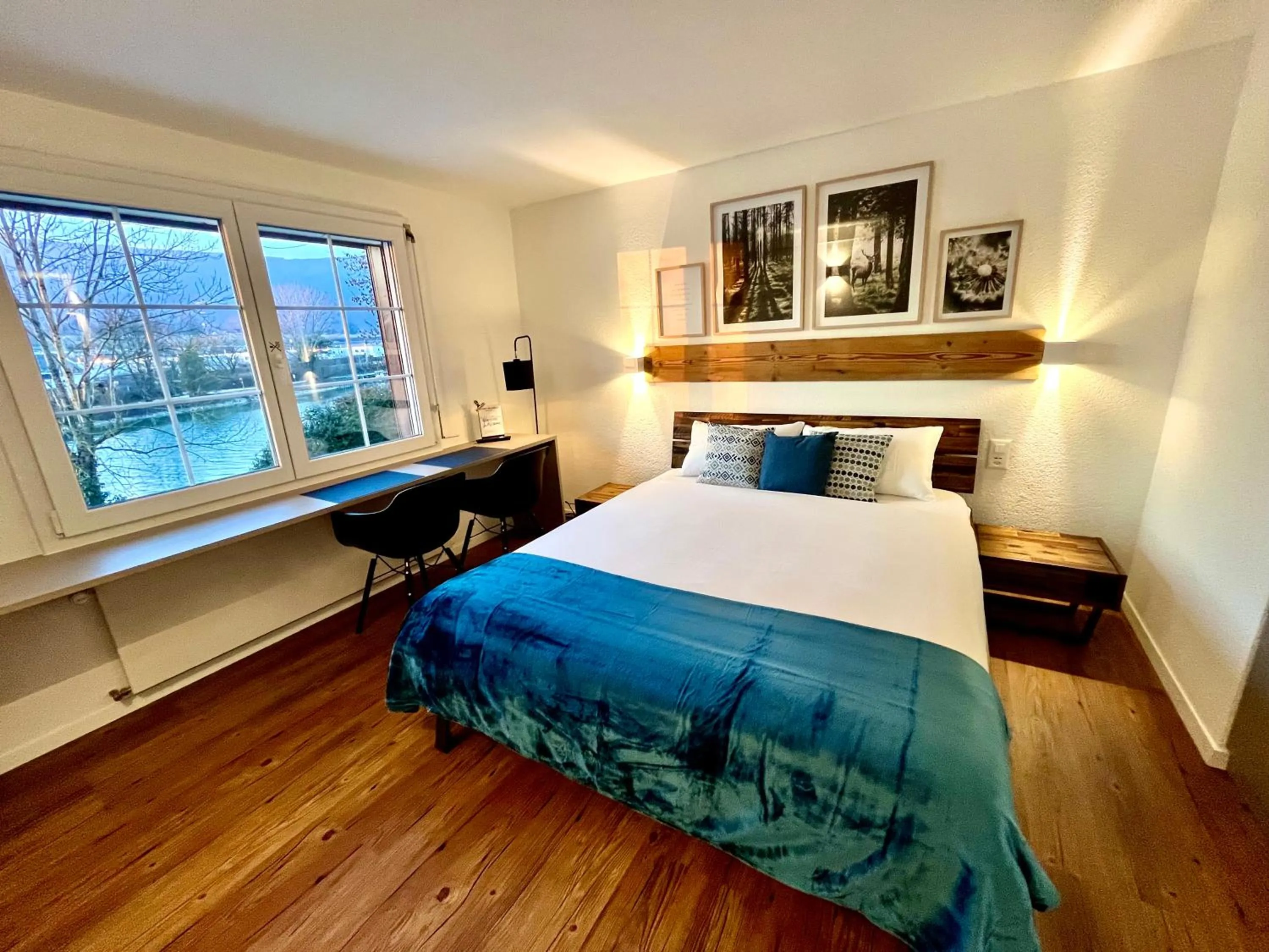 View (from property/room), Bed in Apart-Hôtel Pont-de-Thielle