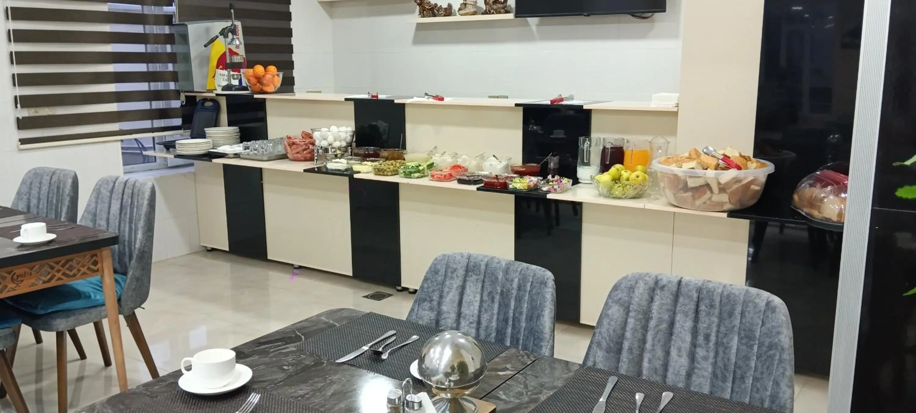Buffet breakfast in Gold Hotel Quba