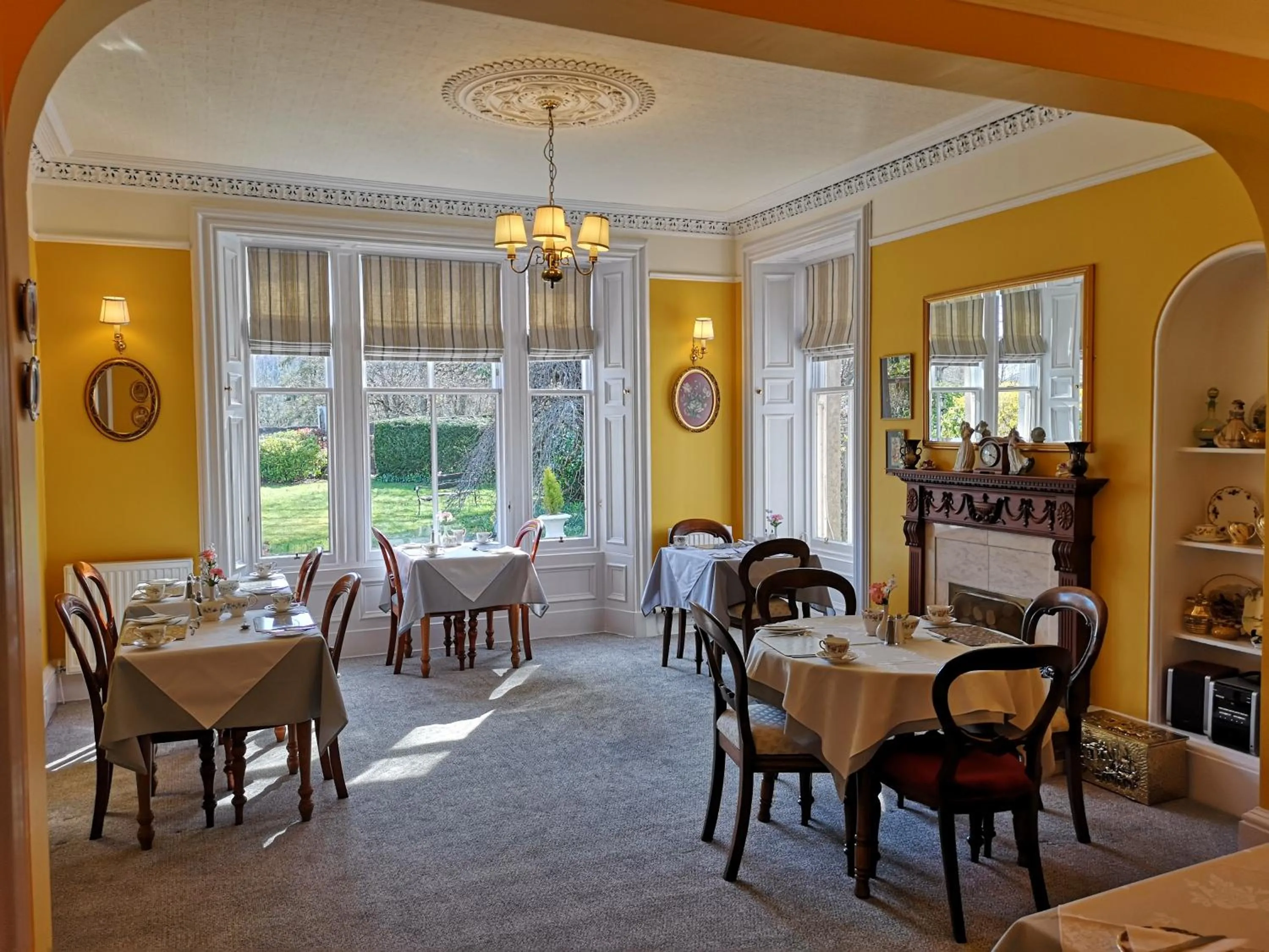 Dining area in Annslea Guest House