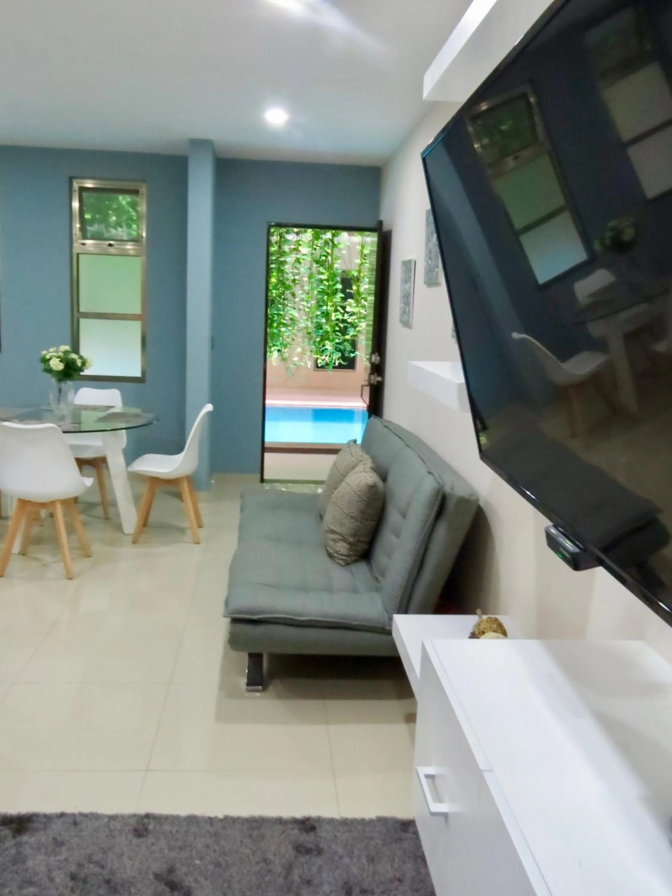 Living room in PALMARENA by Nah Hotels