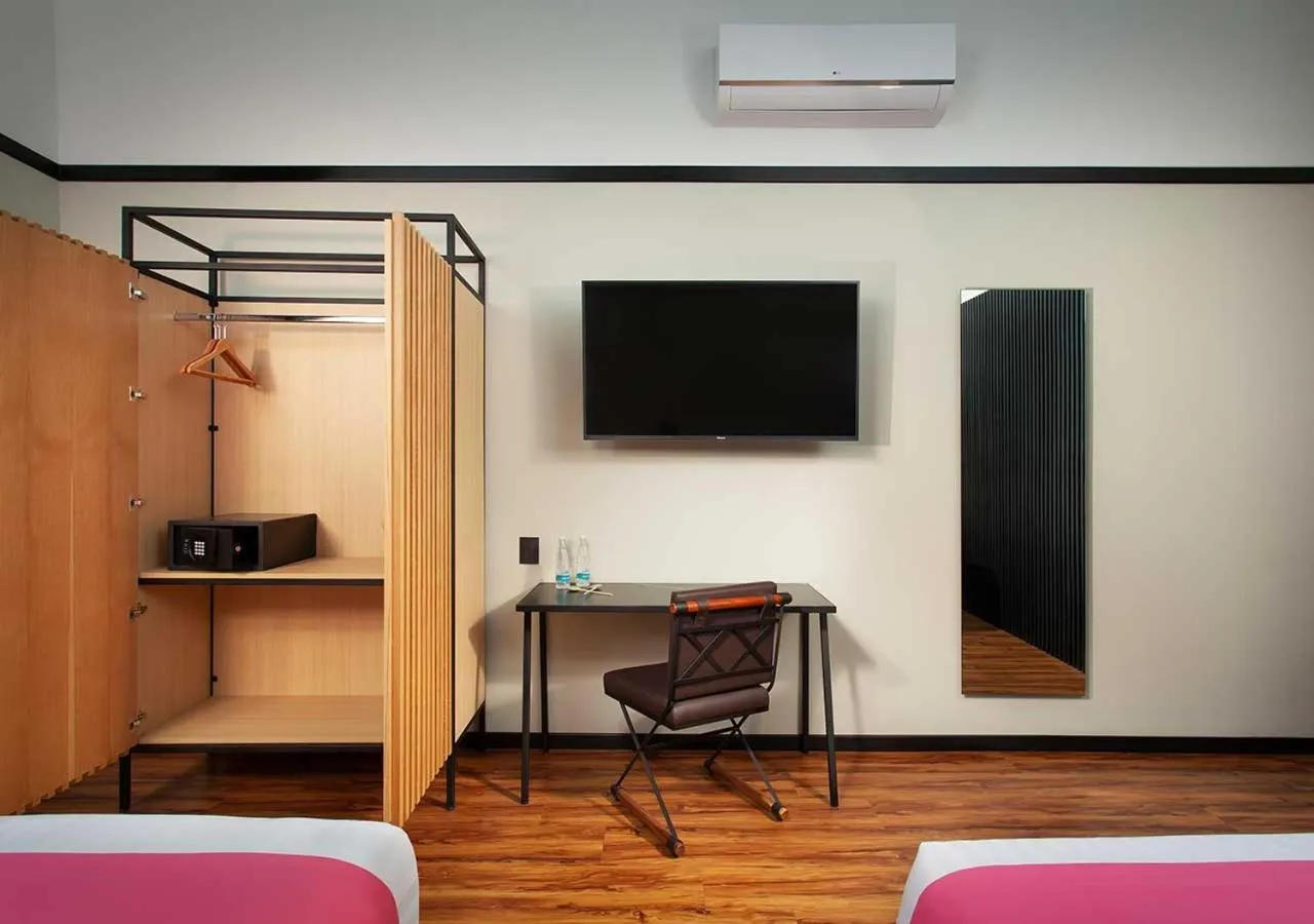 Bedroom, Bed in Hotel MX más centro CDMX, Trademark Collection by Wyndham