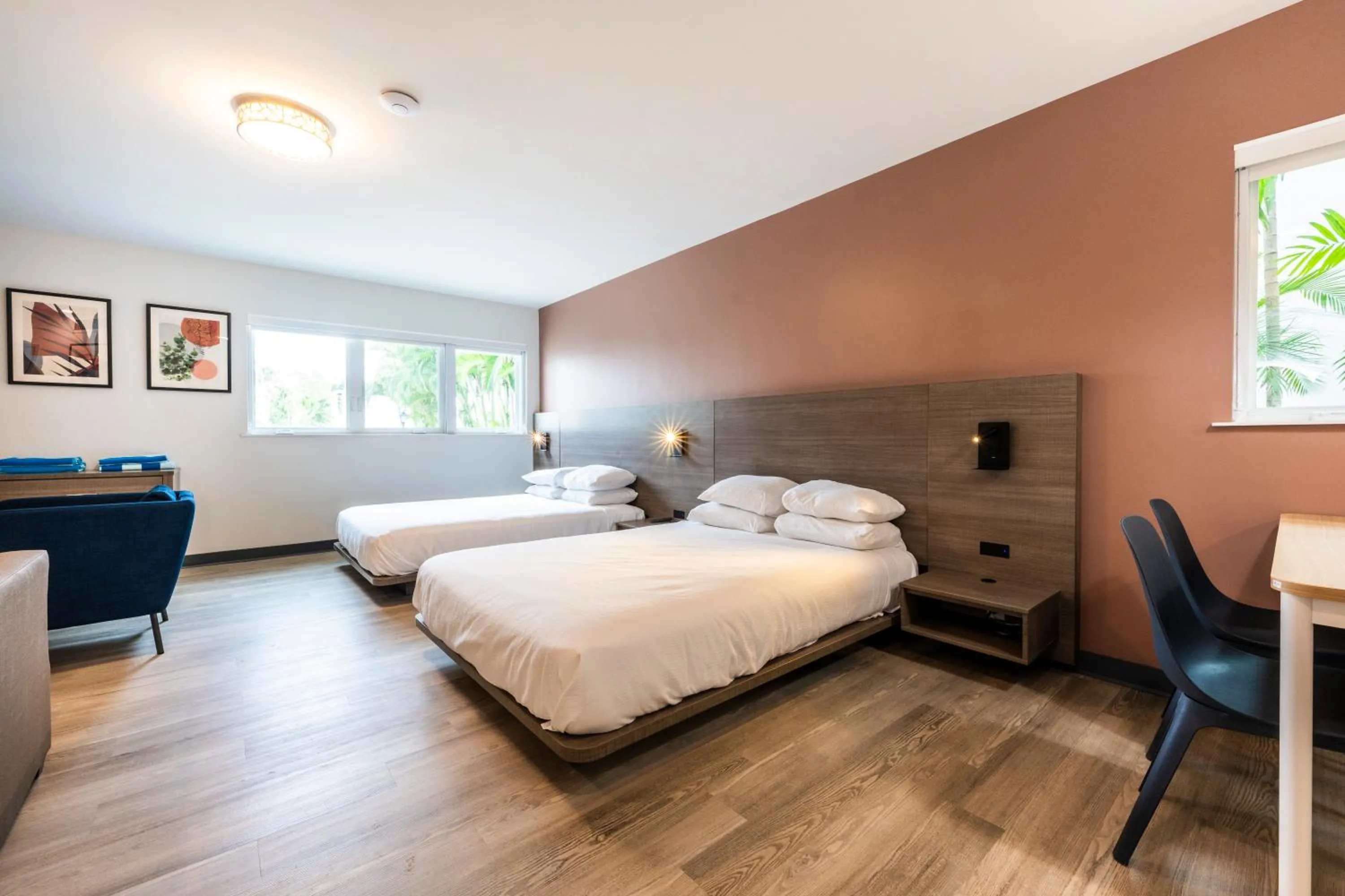 Bed in Rolo Beach Hotel