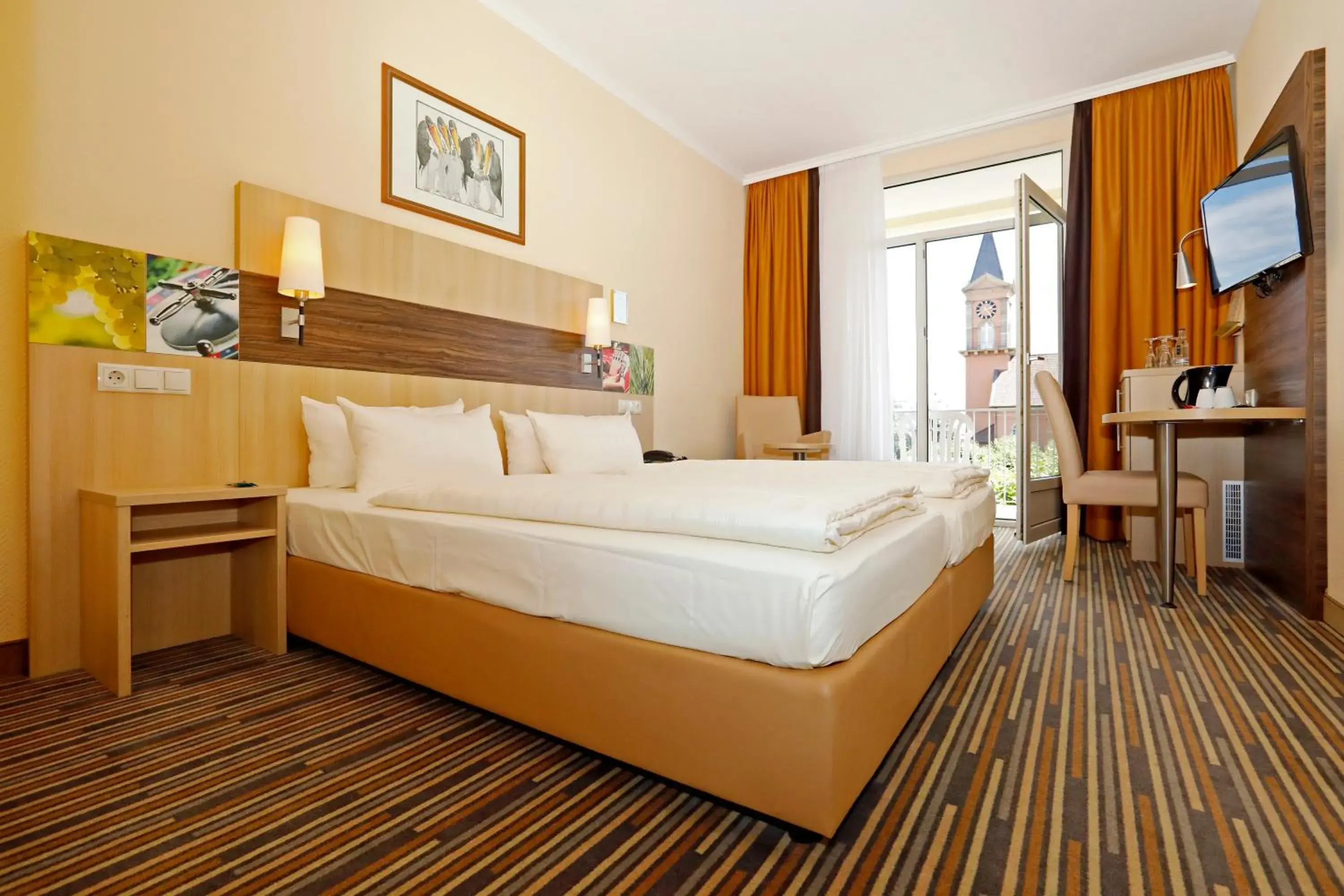 Balcony/Terrace, Bed in Kurpark-Hotel Balcony/Terrace, Bed in Kurpark-Hotel