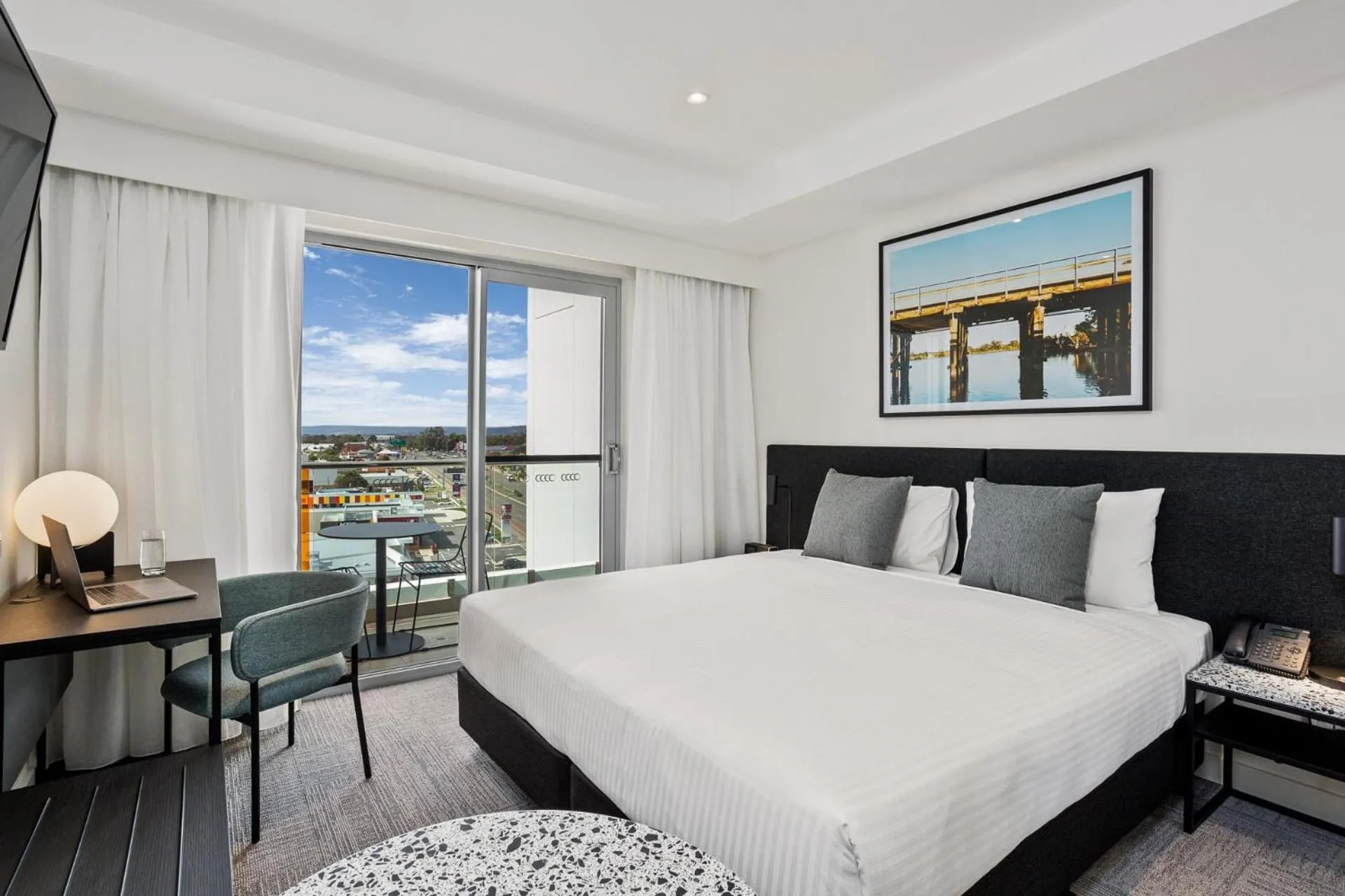 Balcony/Terrace, Bed in Quest Perth Ascot
