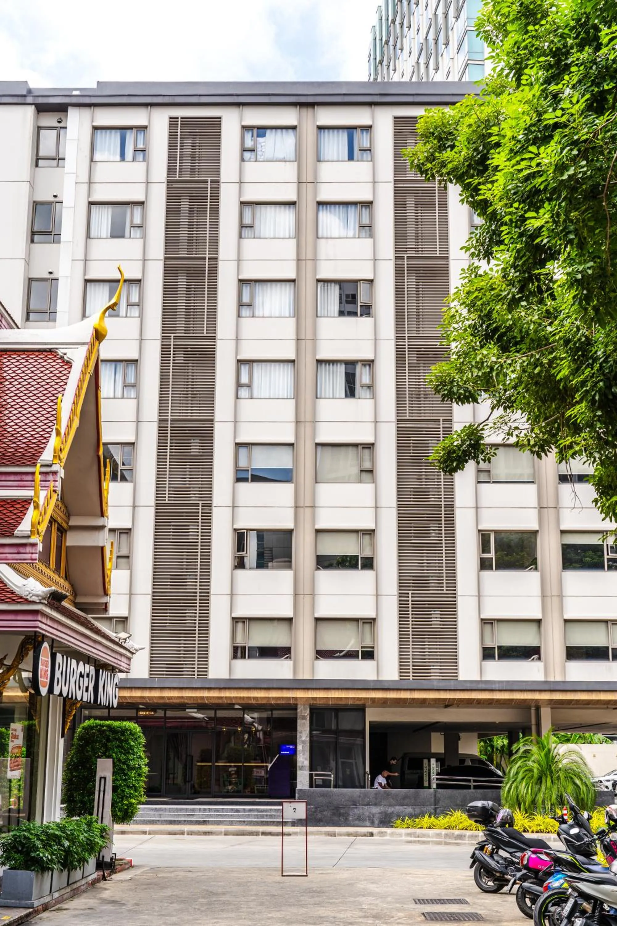 Property building in 56 Surawong Hotel Bangkok