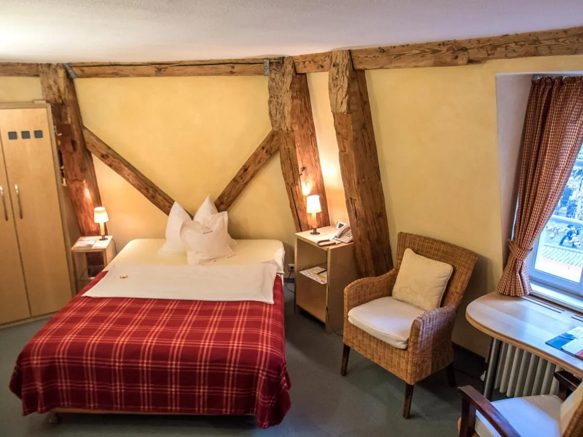 Bed in Hotel Brudermühle